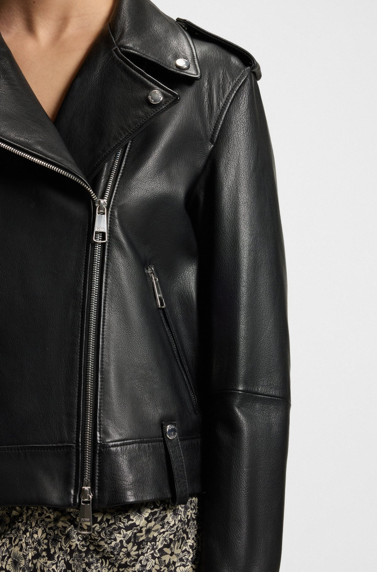 GRAINED-LEATHER JACKET WITH SILVER-TONE TRIMS - 5