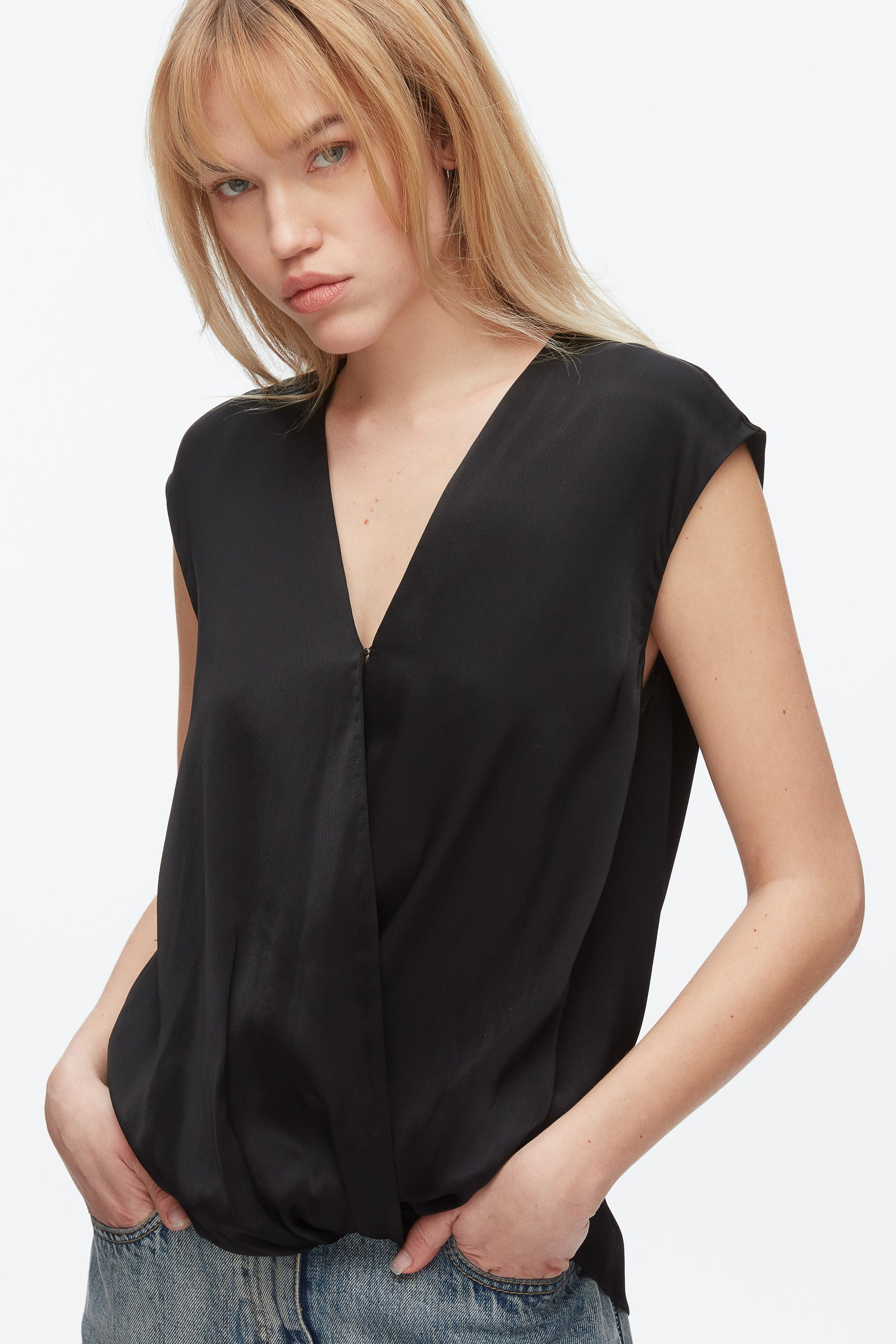 Soft Drape Sleeveless Blouse - 6