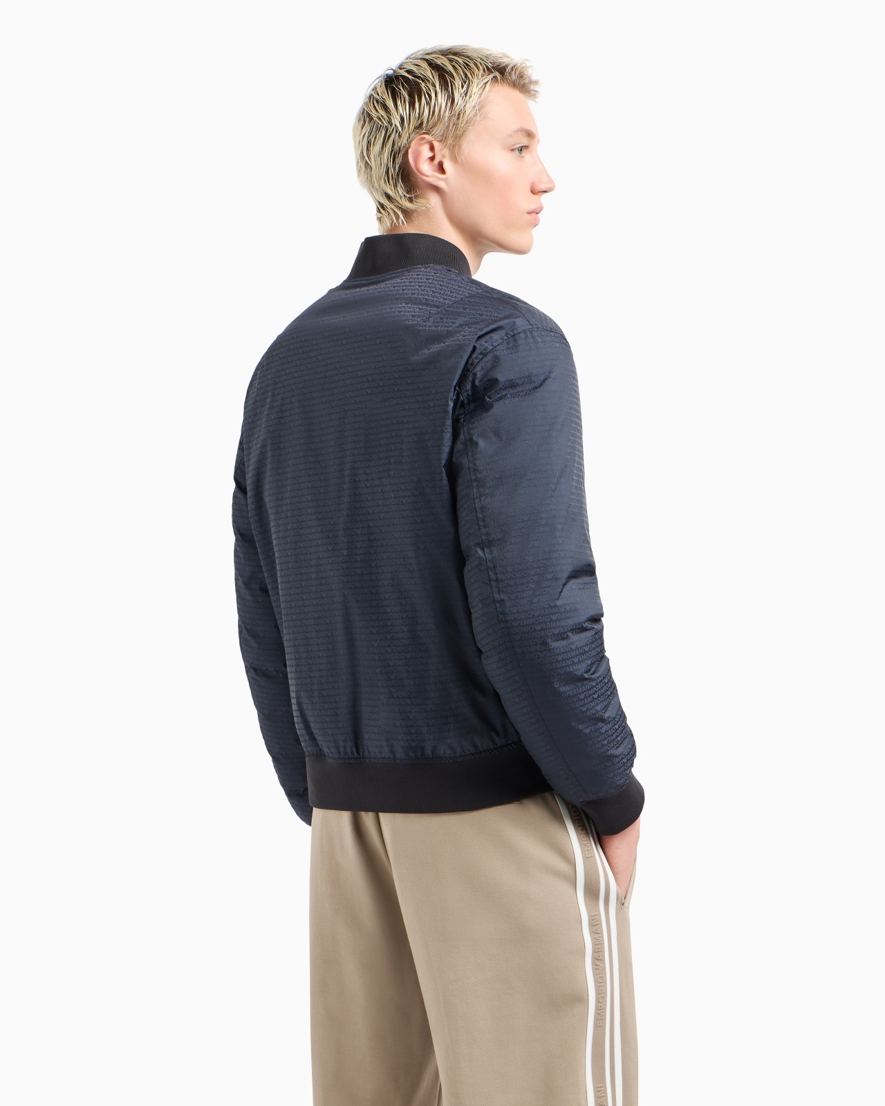 REVERSIBLE DOWN JACKET WITH A BOMBER JACKET COLLAR IN JACQUARD NYLON WITH ALL-OVER LETTERING - 3