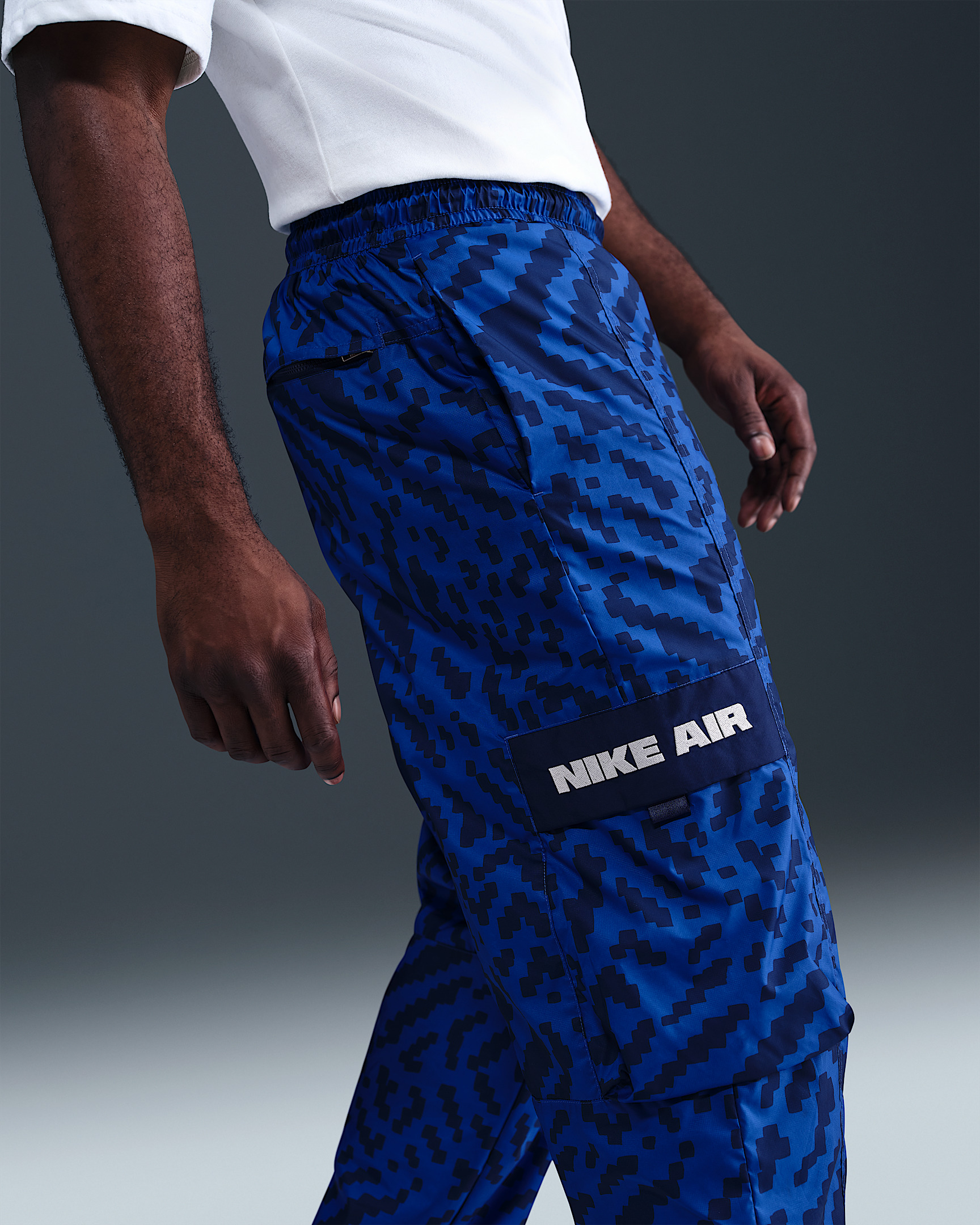 Nike Air Men's Woven Cargo Pants - 3