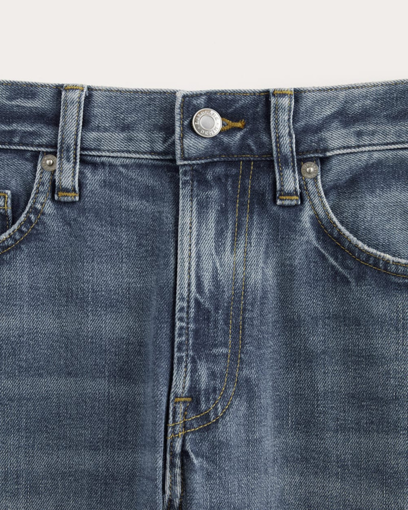 THE ORGANIC COTTON SLIM-FIT JEAN 6