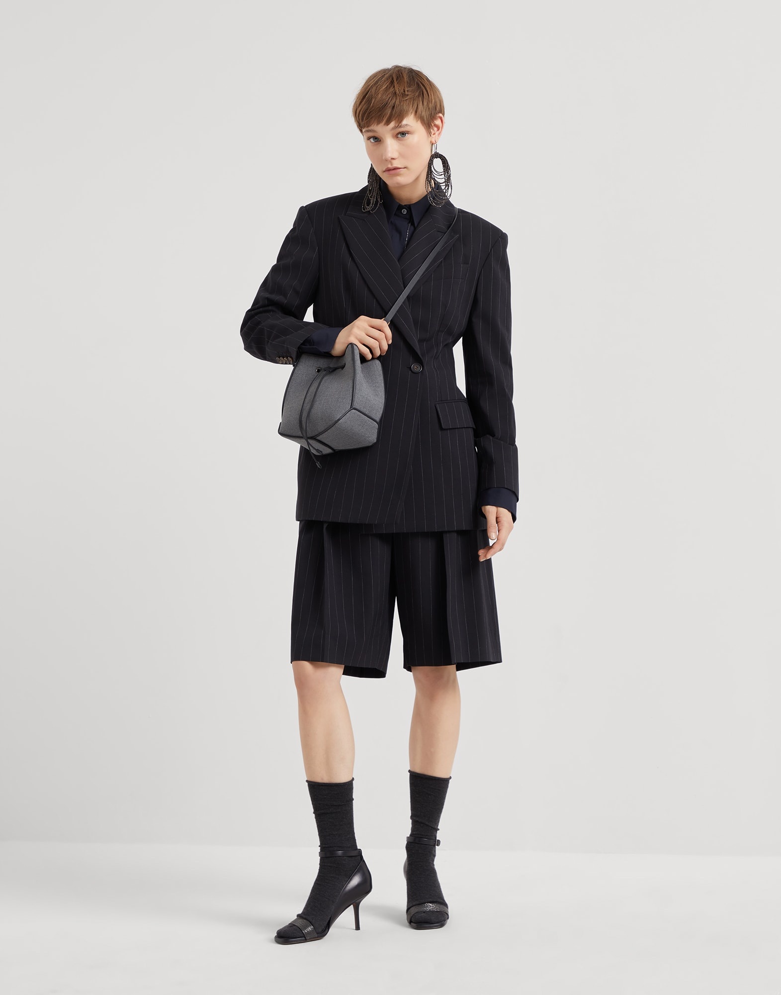 Virgin wool and cotton pinstripe city Bermuda shorts - 4