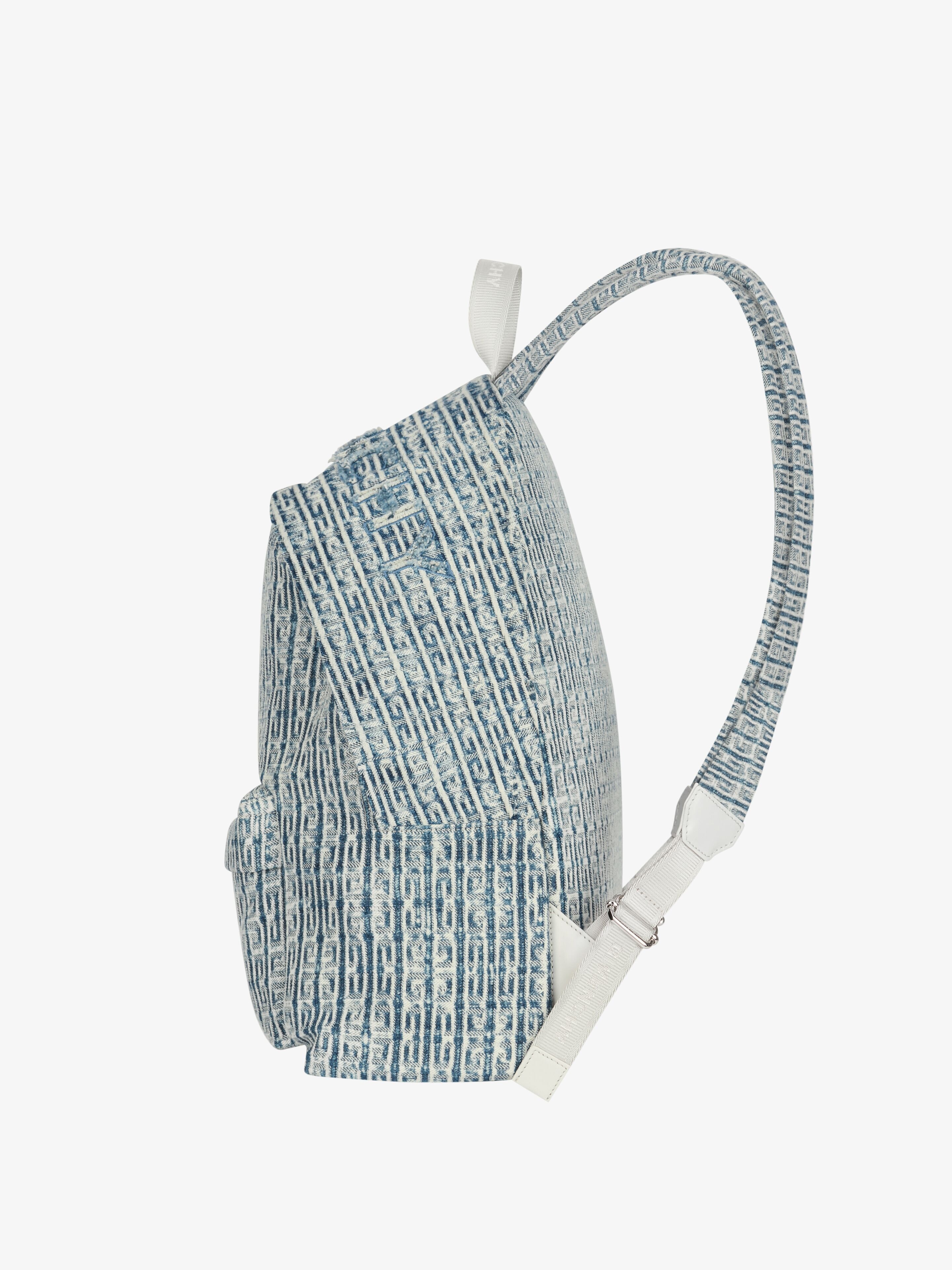 ESSENTIEL U BACKPACK IN 4G BLEACHED DENIM - 3