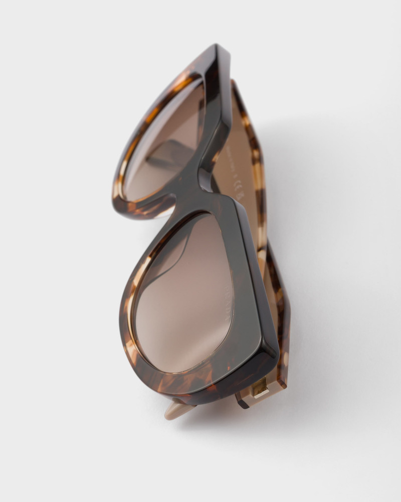 Sunglasses with Prada logo 5