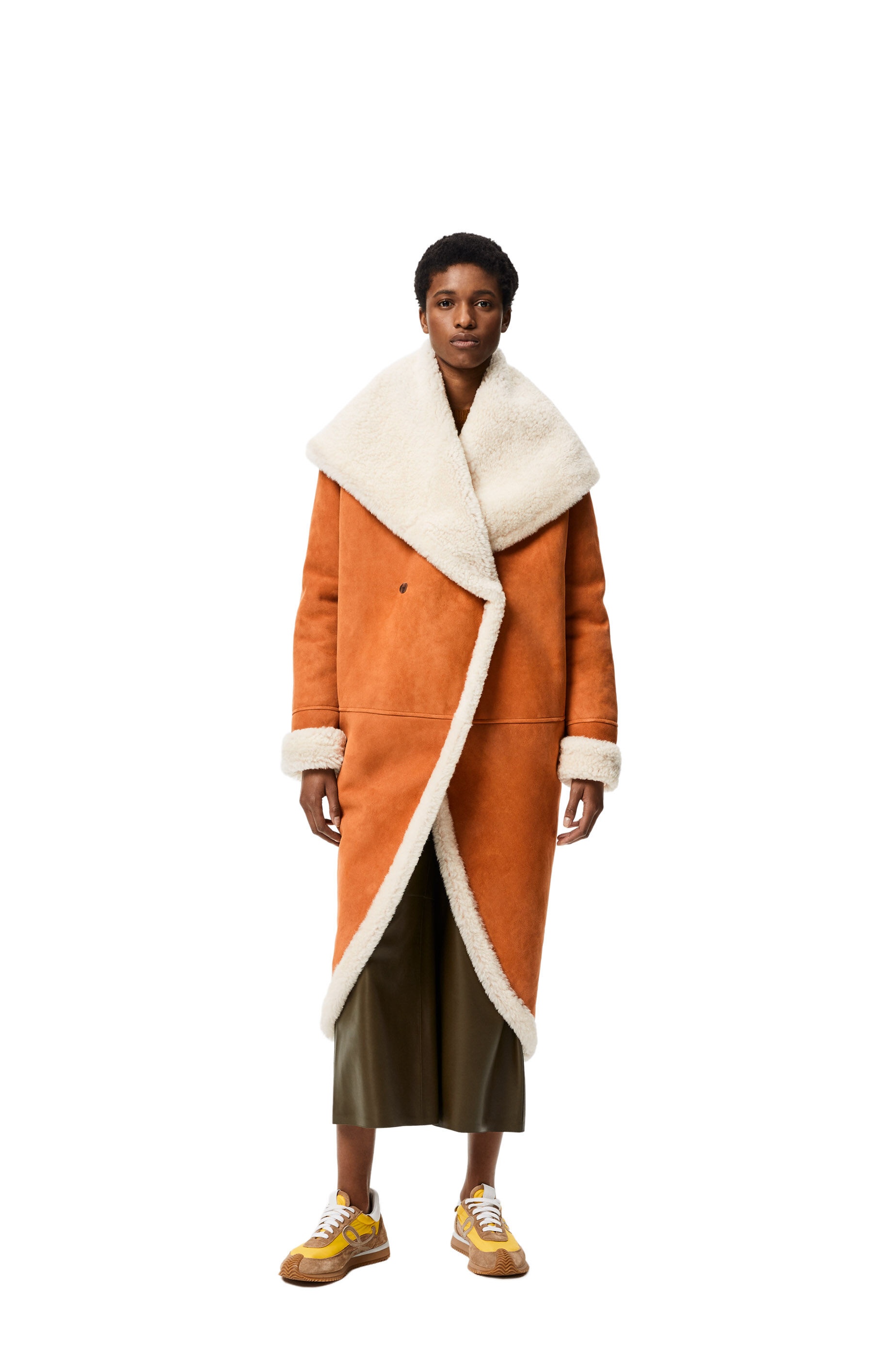 Shawl collar coat in shearling - 3