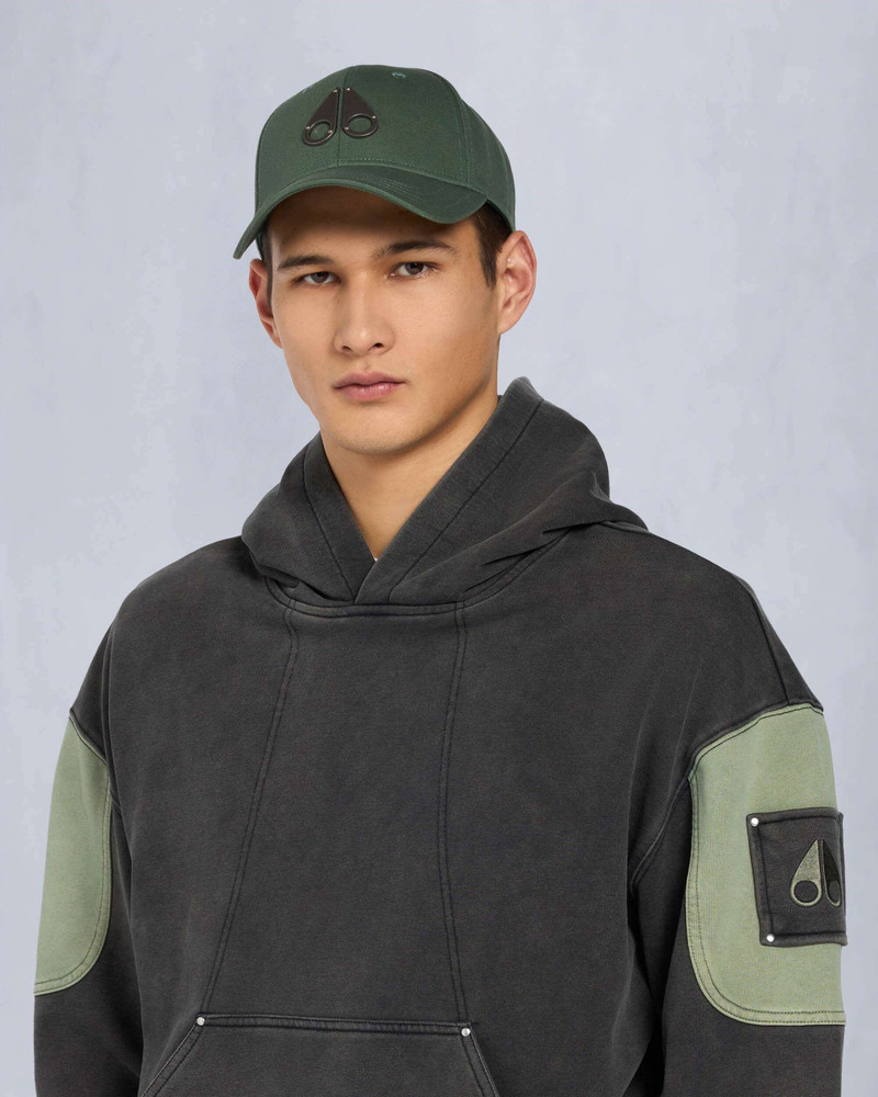 MOOSE KNUCKLES LOGO ICON CAP outlook