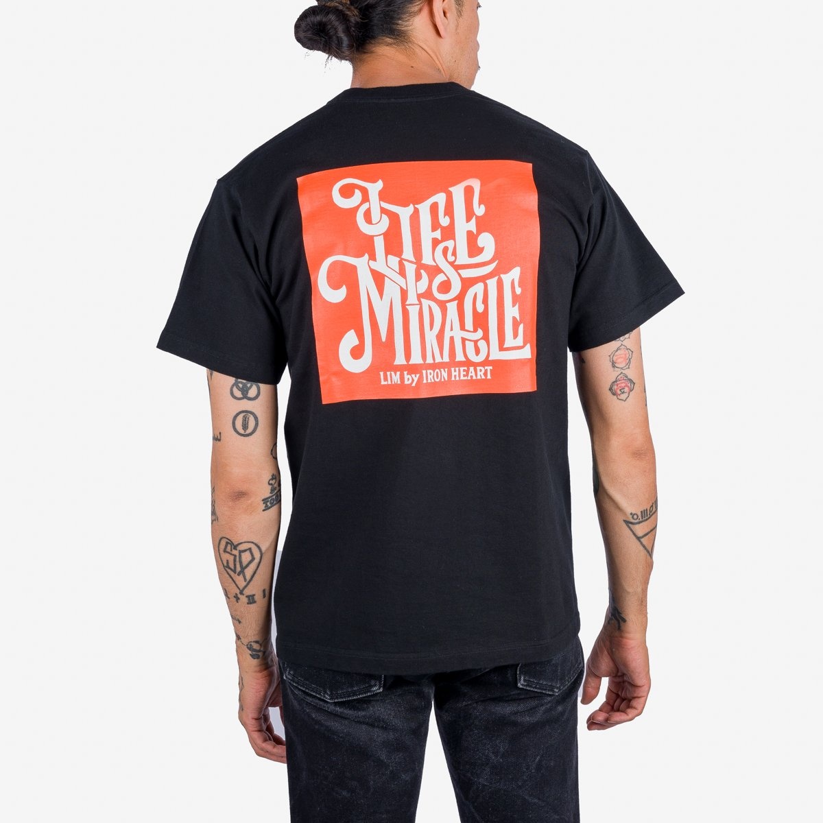 IHT-2407-BLK 7.5oz Printed Loopwheel Crew Neck T-Shirt - Black - 3