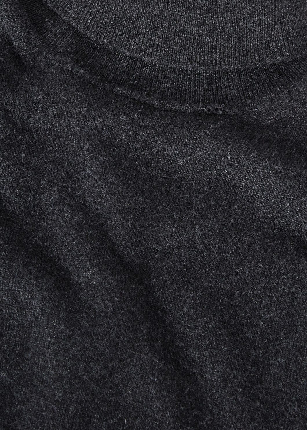 Classic Turtleneck - 7