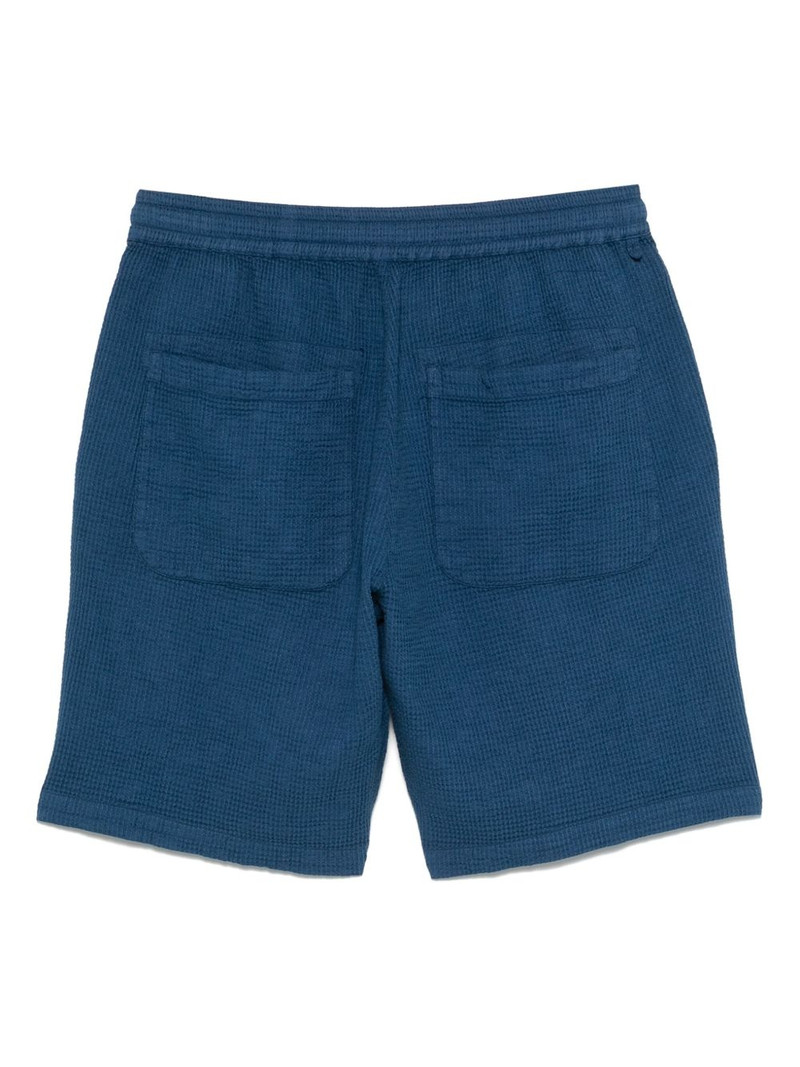 Universal Works Simple short outlook