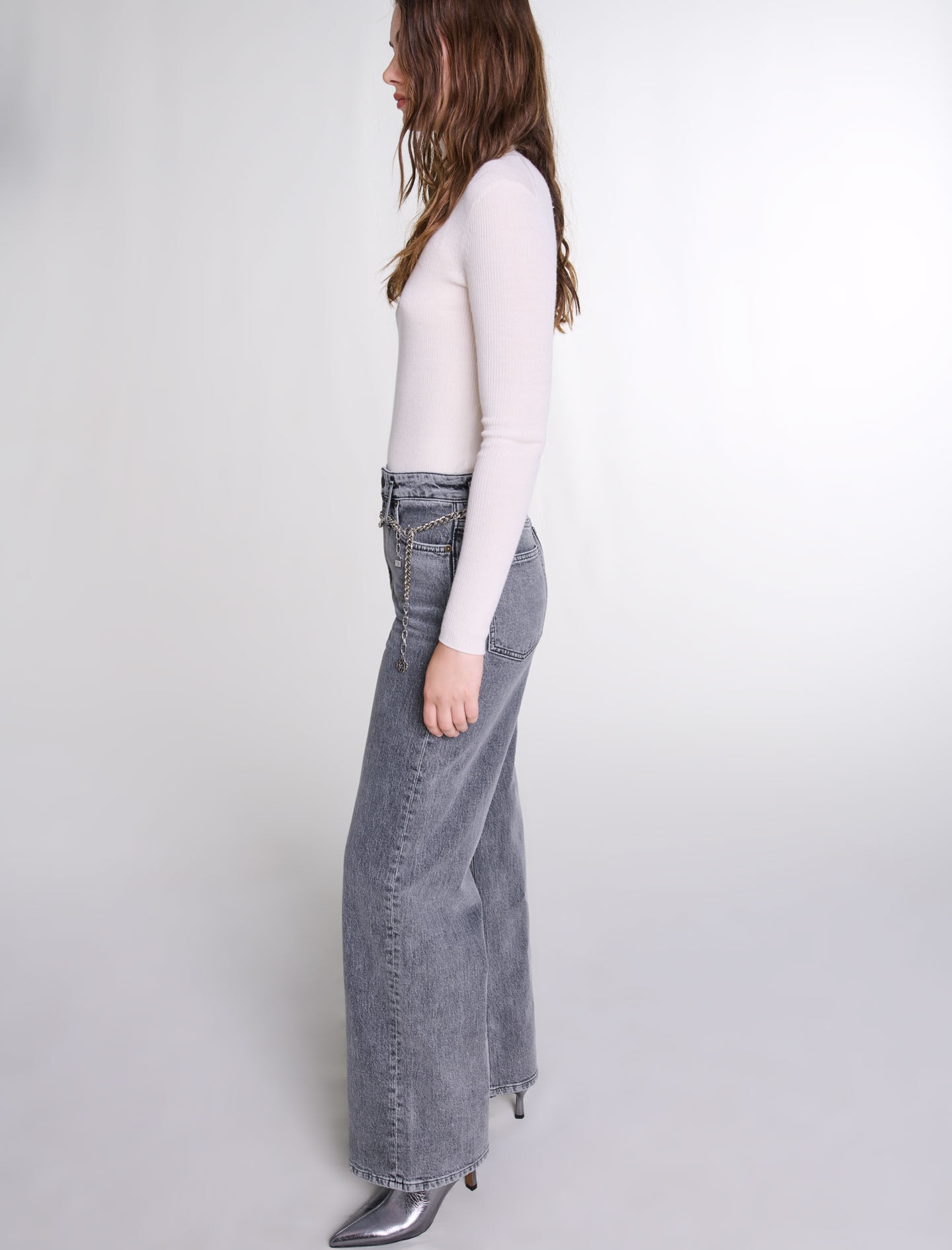 Wide-leg jeans with chain-link belt - 7