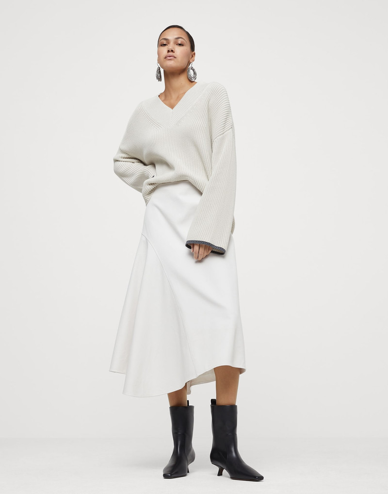 Classic leather ankle boots with precious detail 4