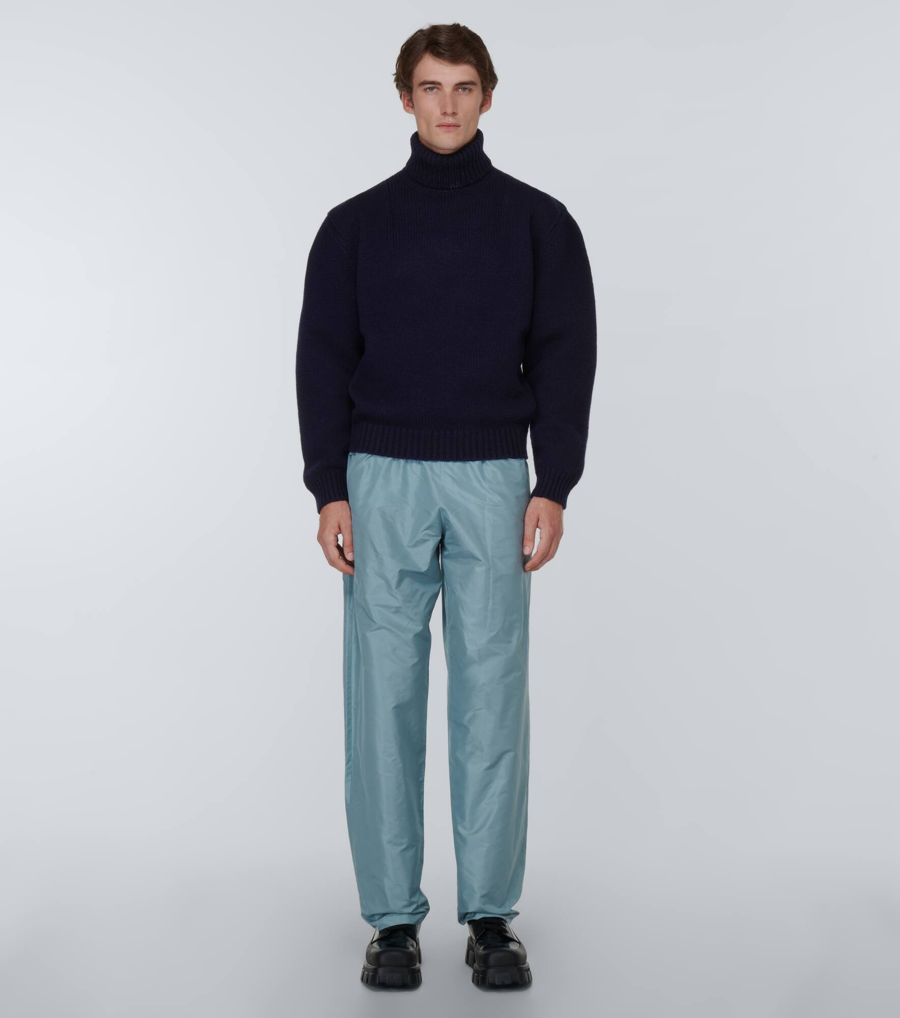 Wool turtleneck sweater - 2