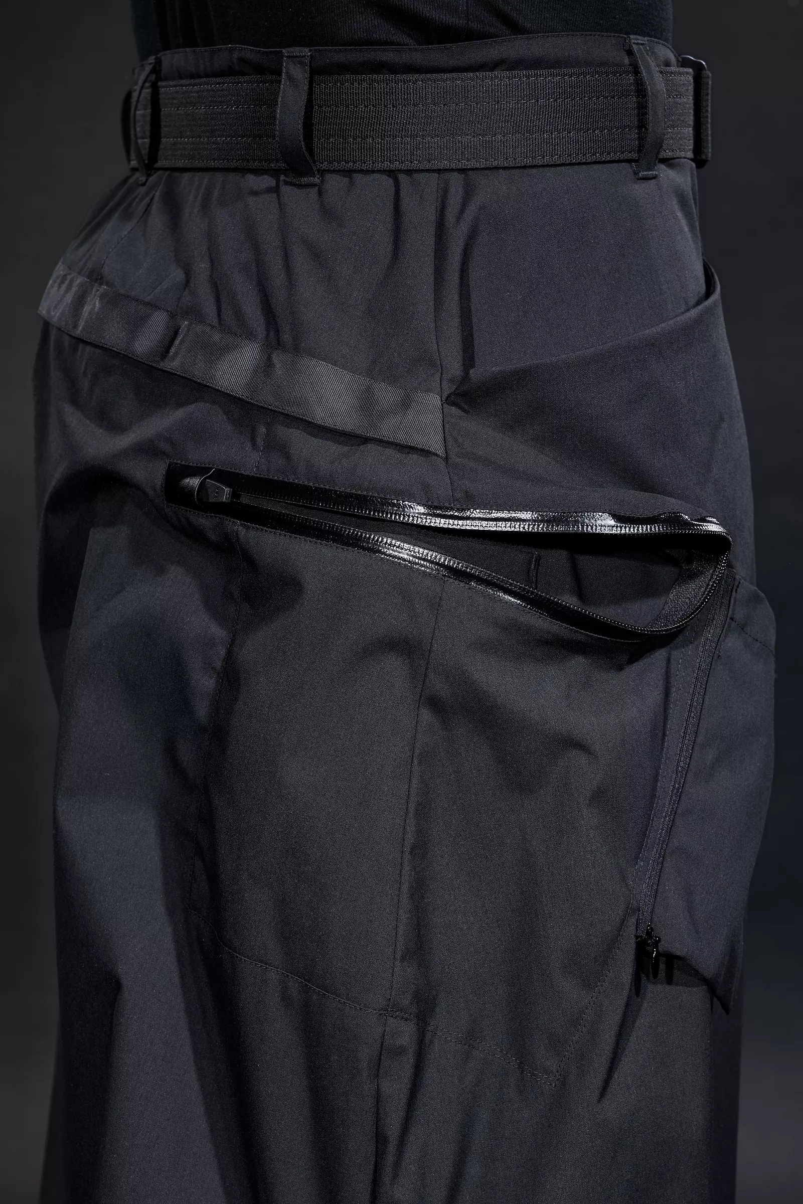 ACRONYM P59-E Encapsulated Nylon Cargo Pant Black | REVERSIBLE