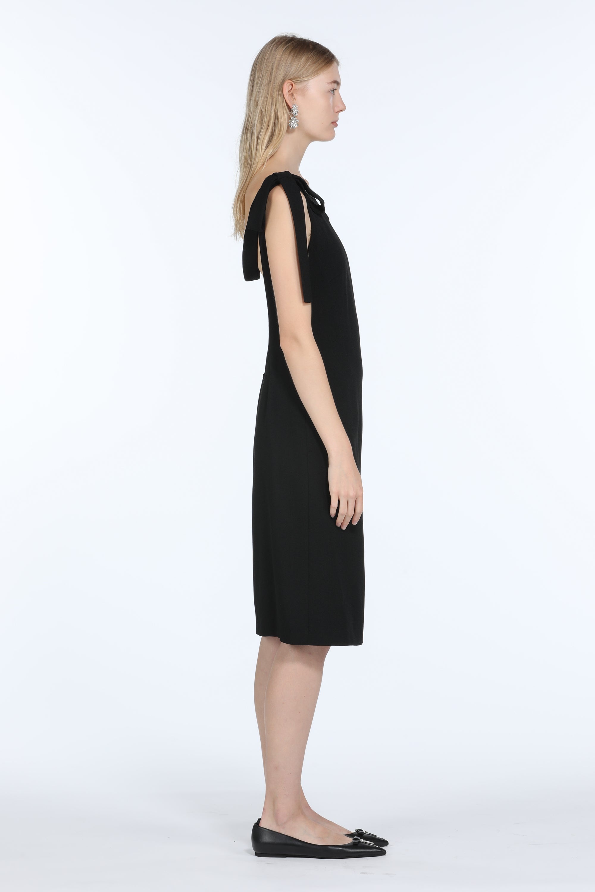STRAP-DETAIL MIDI DRESS - 3