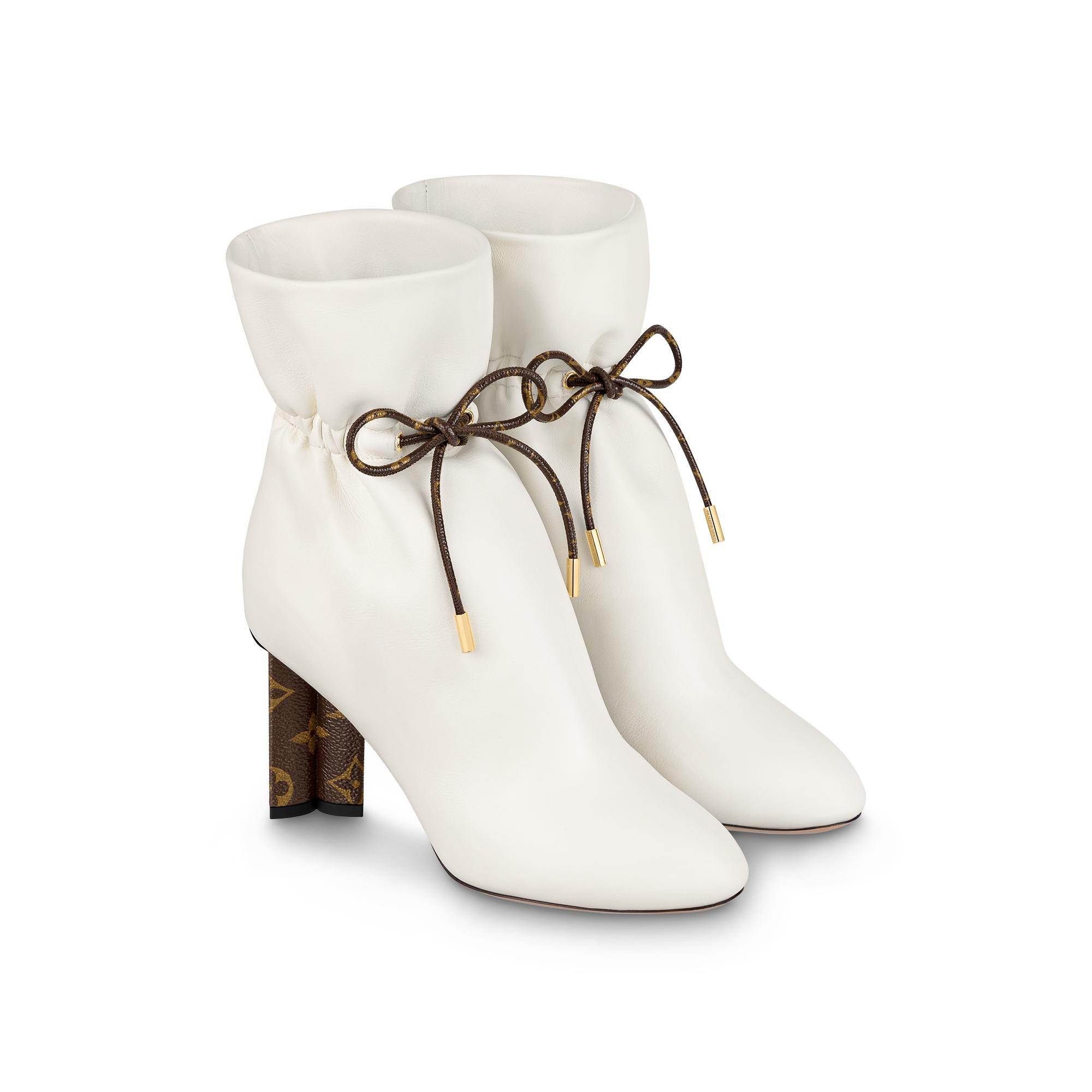 Silhouette Ankle Boot - 3