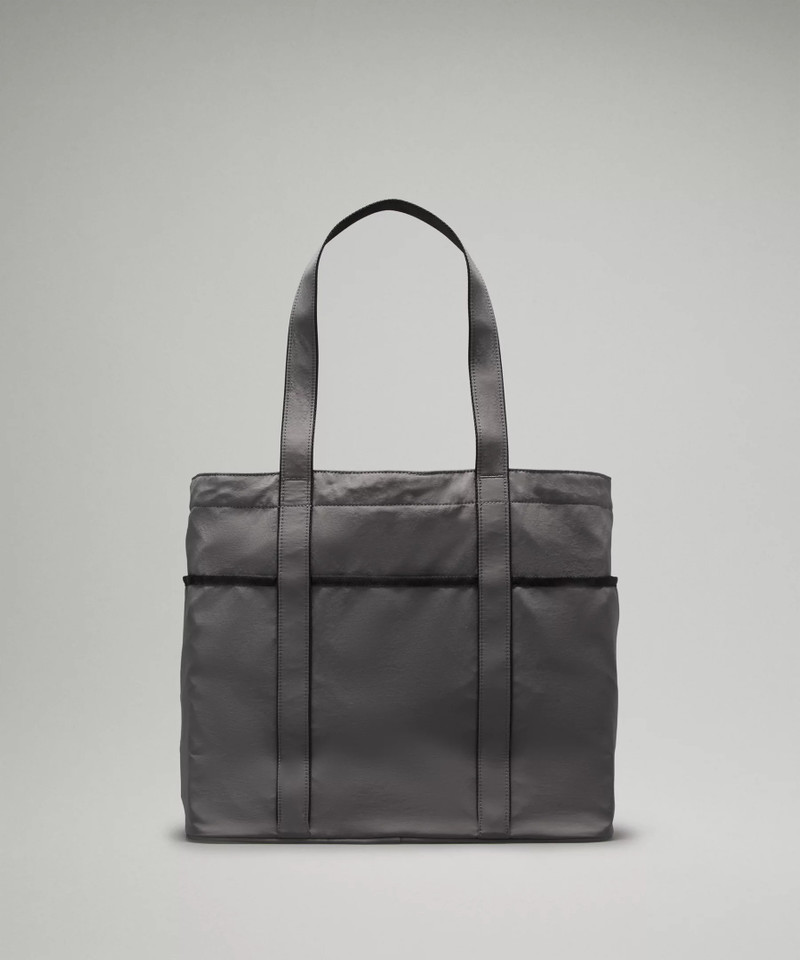 Daily Multi-Pocket Tote Bag 20L 3