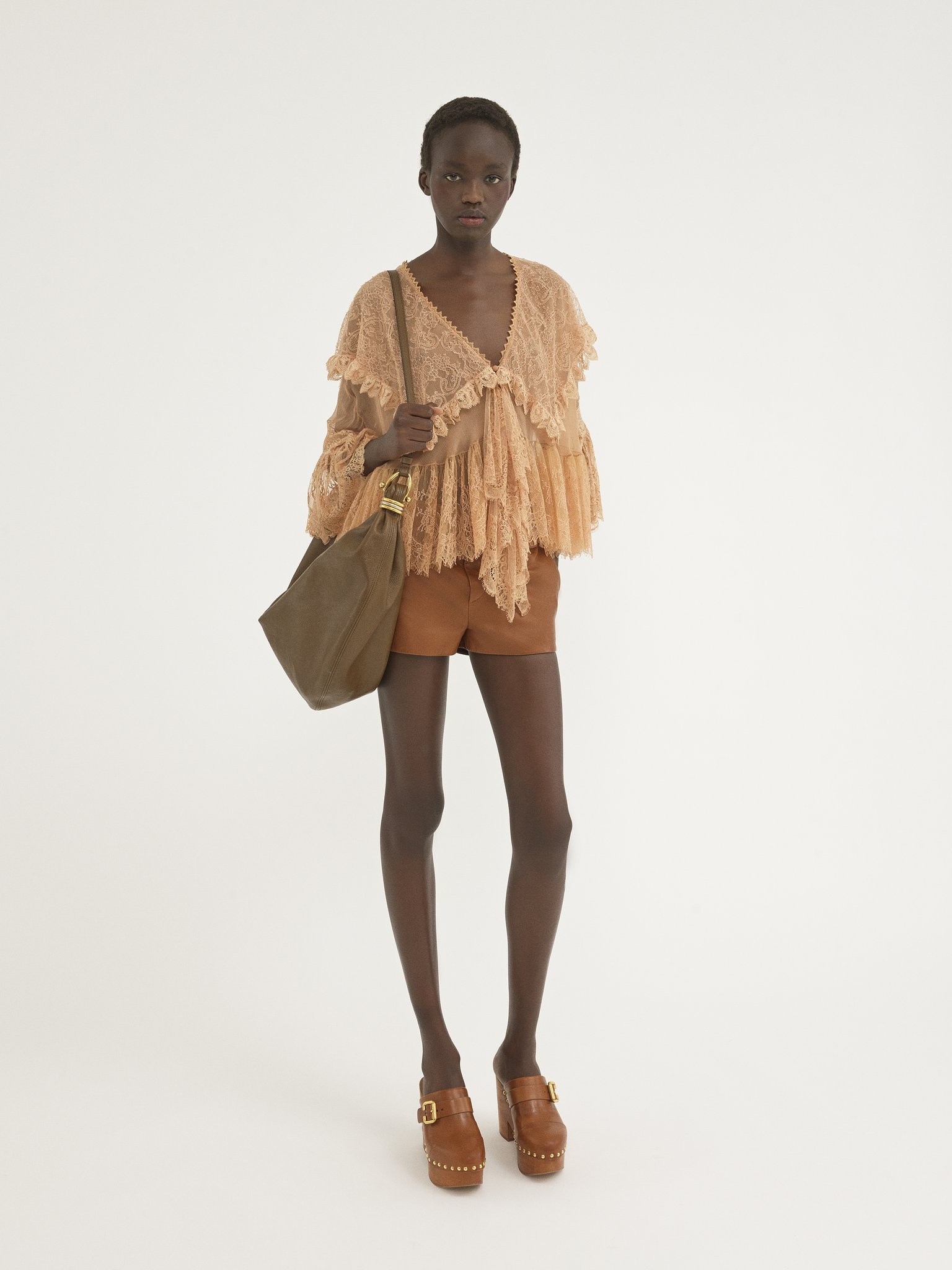 Tシャツ・カットソー Chloe FW24 Silk ette blouse (24AHT03002 114) Tops and Blouses, Graphic T-Shirts and Bralettes for Women
