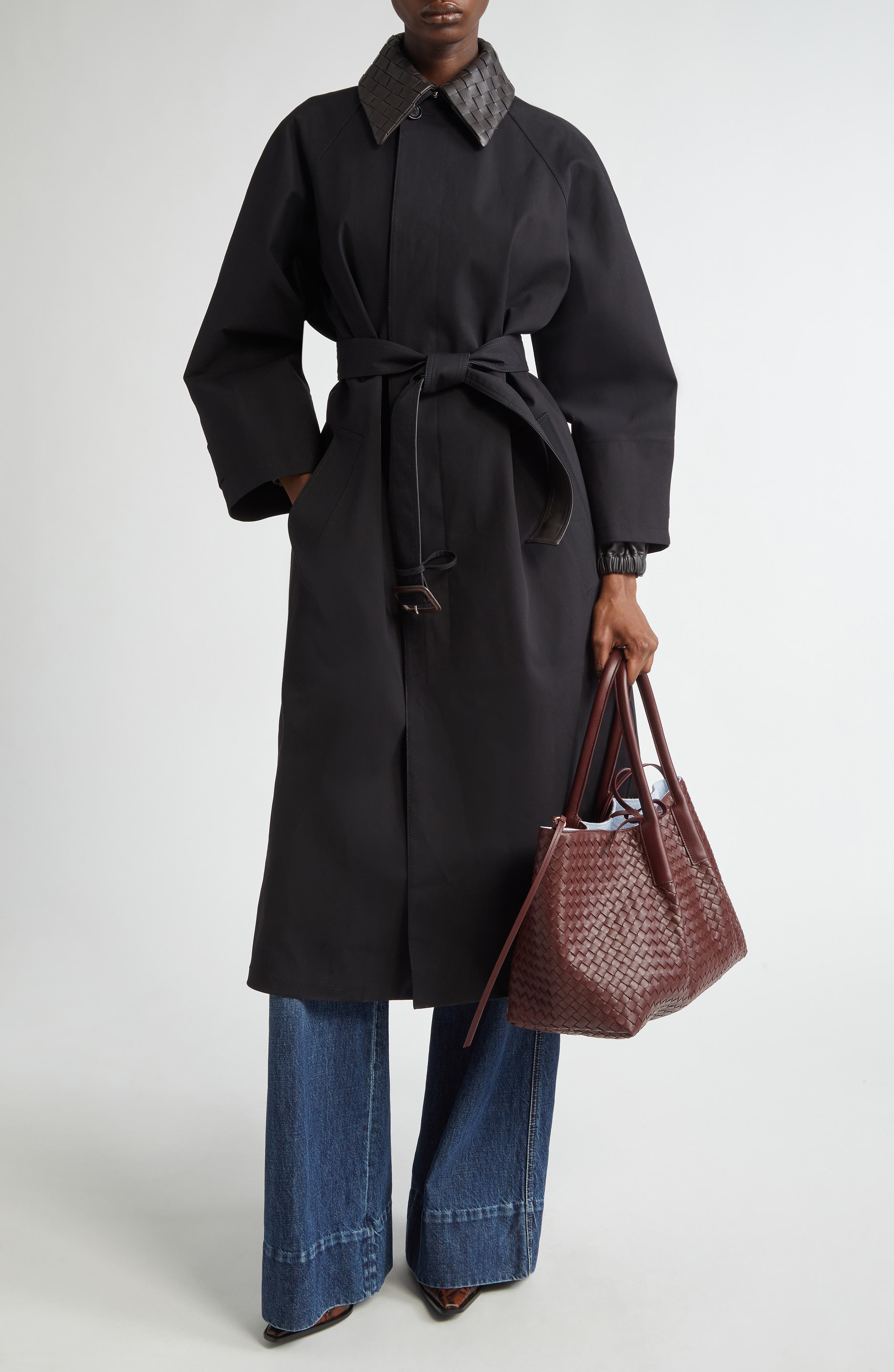 Bottega Veneta Intrecciato Leather Collar Water Repellent Trench Coat in 1000 Black at Nordstrom - 2