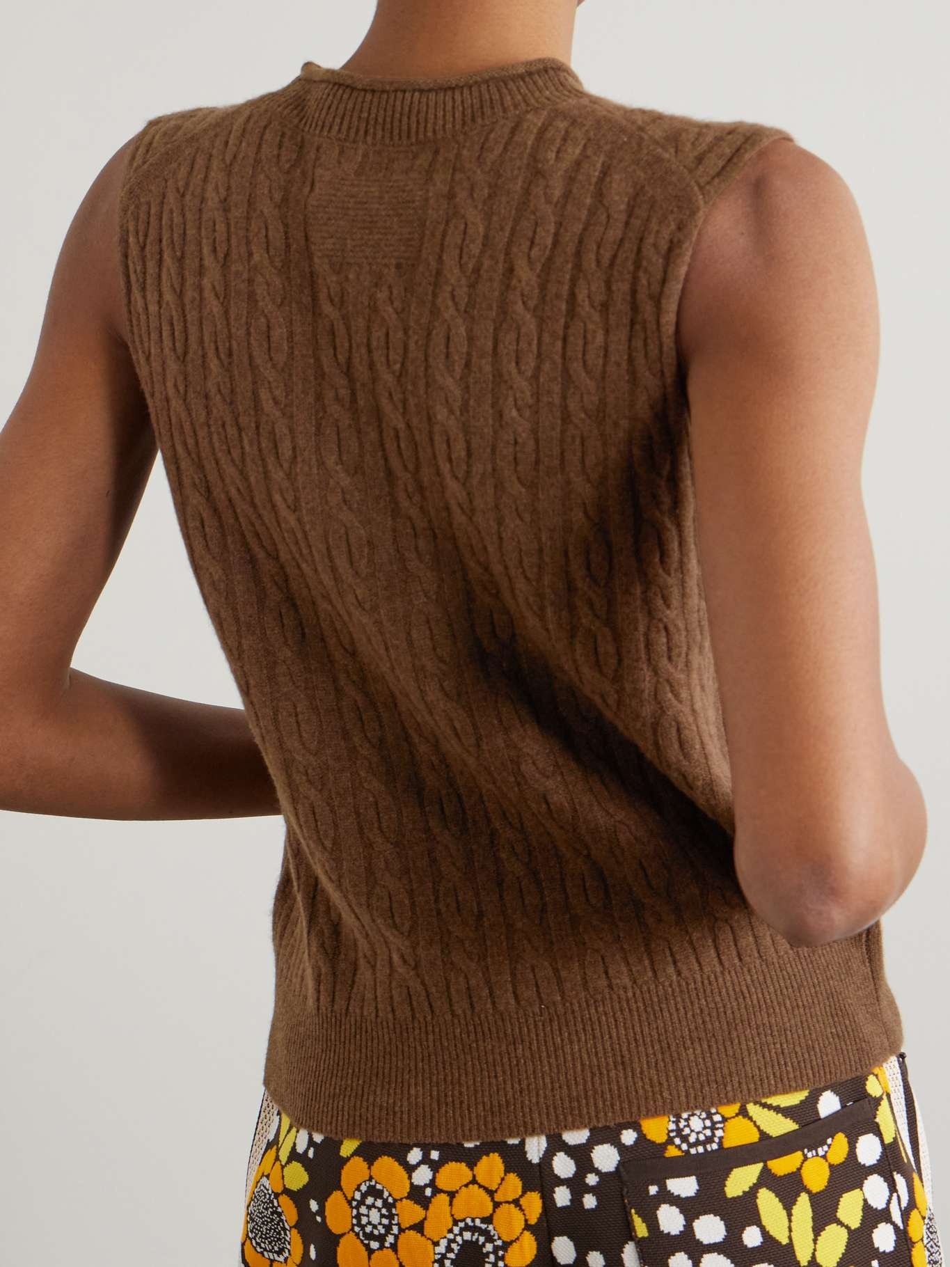 Cable-knit cashmere sweater vest Brown - 4