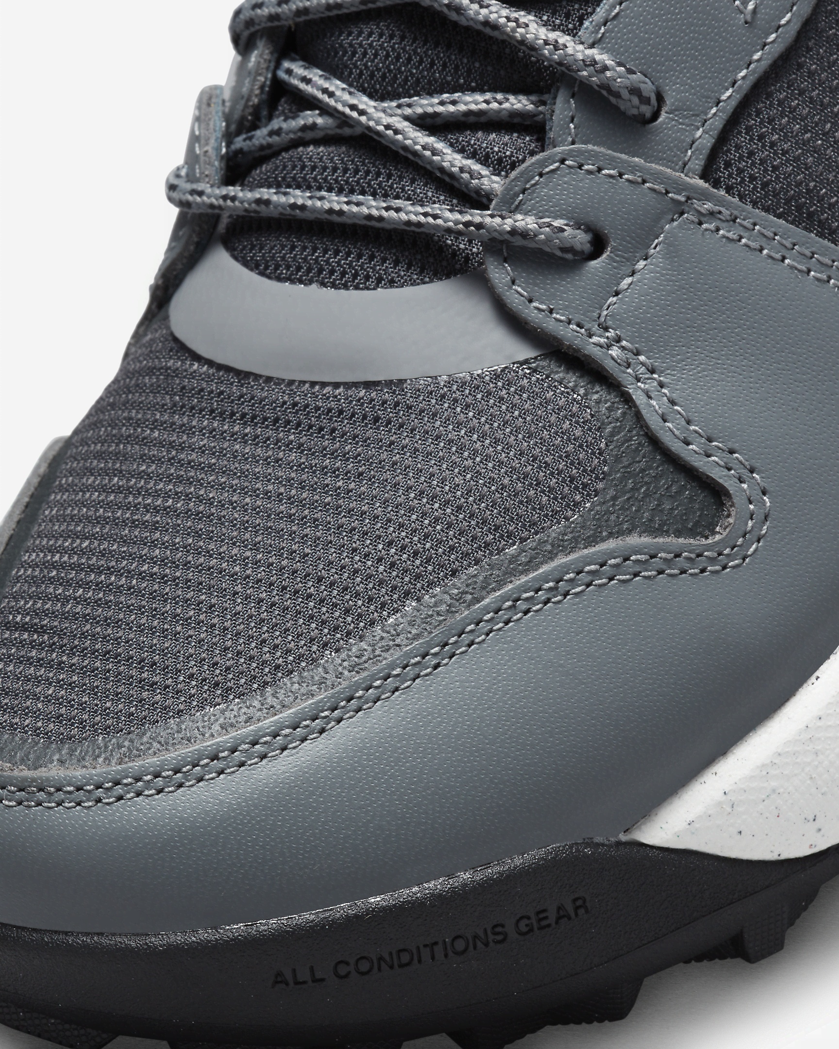 Men's Nike ACG Lowcate Shoes - 8