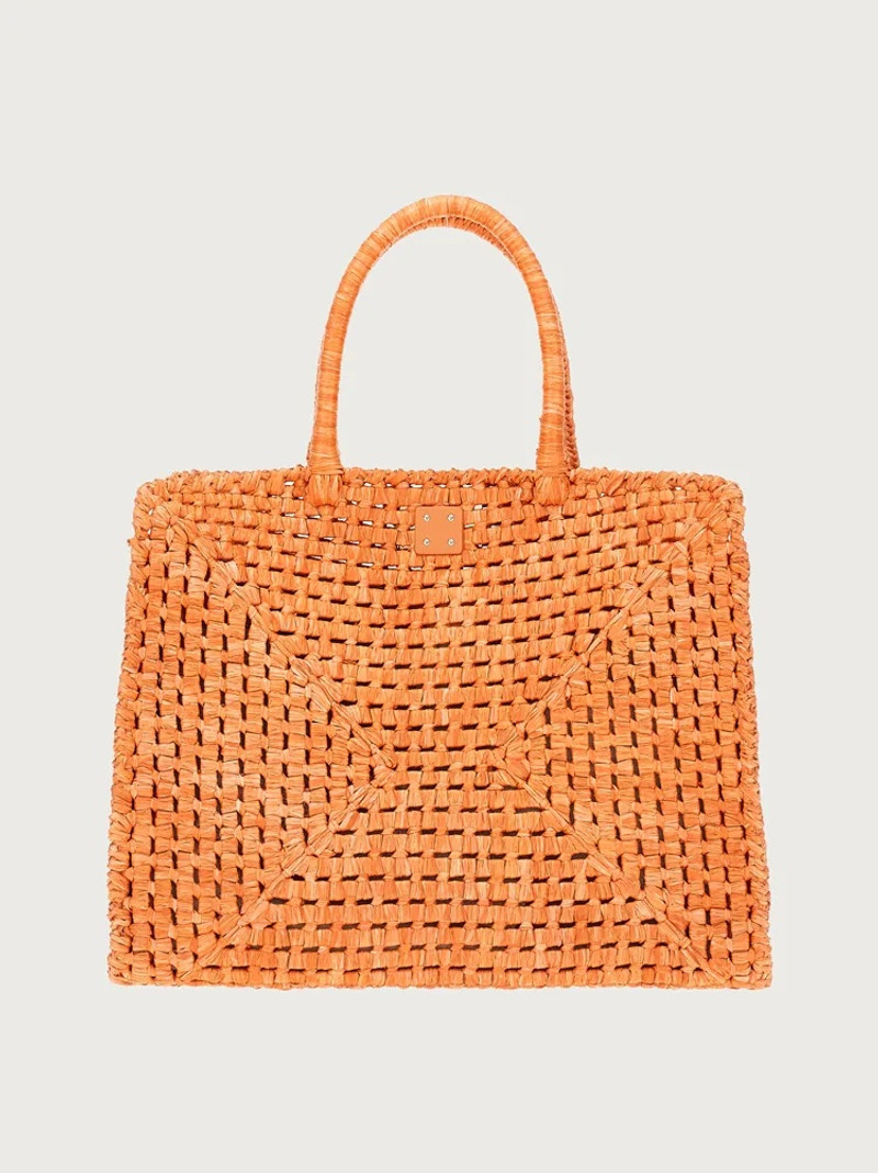 FERRAGAMO STUDIO BOX BAG (L) 4