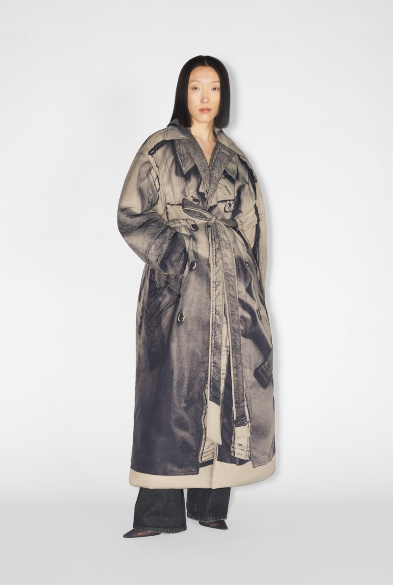 THE TROMPE-L'ŒIL PADDED COAT 1