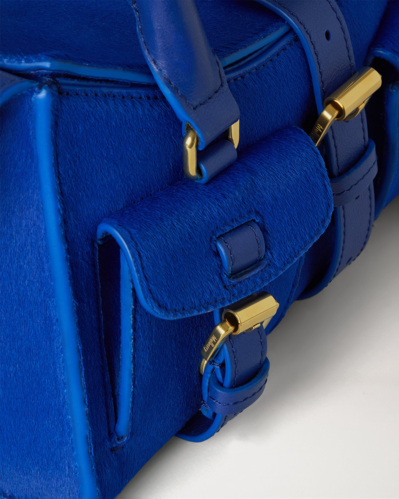 Mini Roxanne
Pigment Blue Hair Calf 5