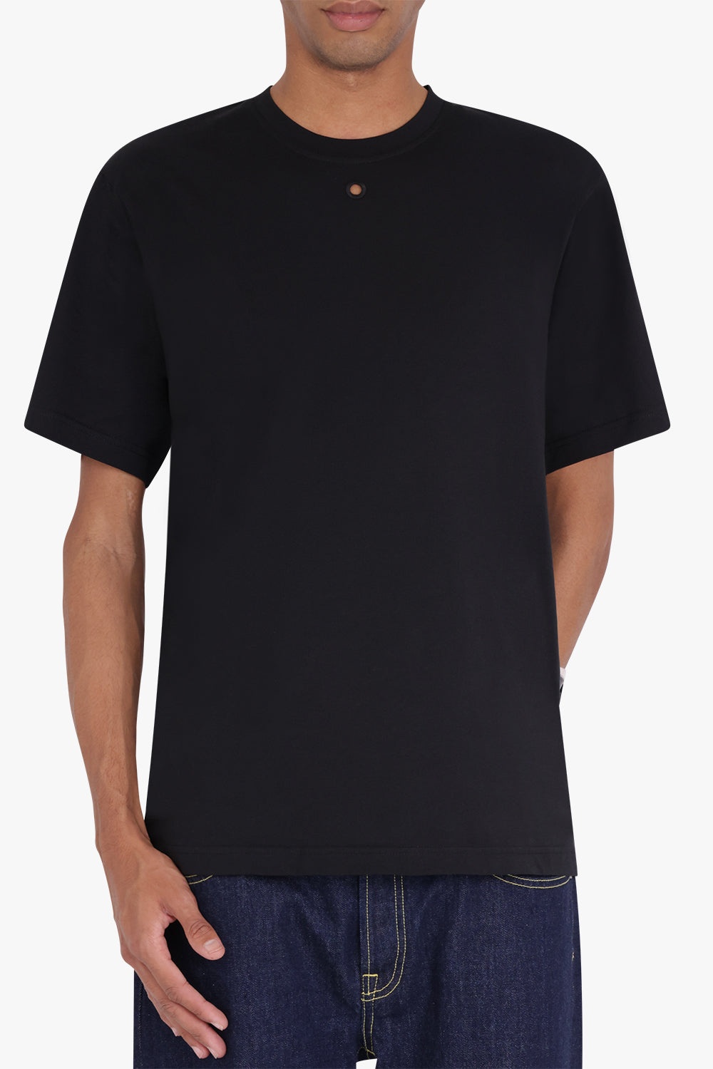 EMBROIDERED HOLE T-SHIRT | BLACK - 3