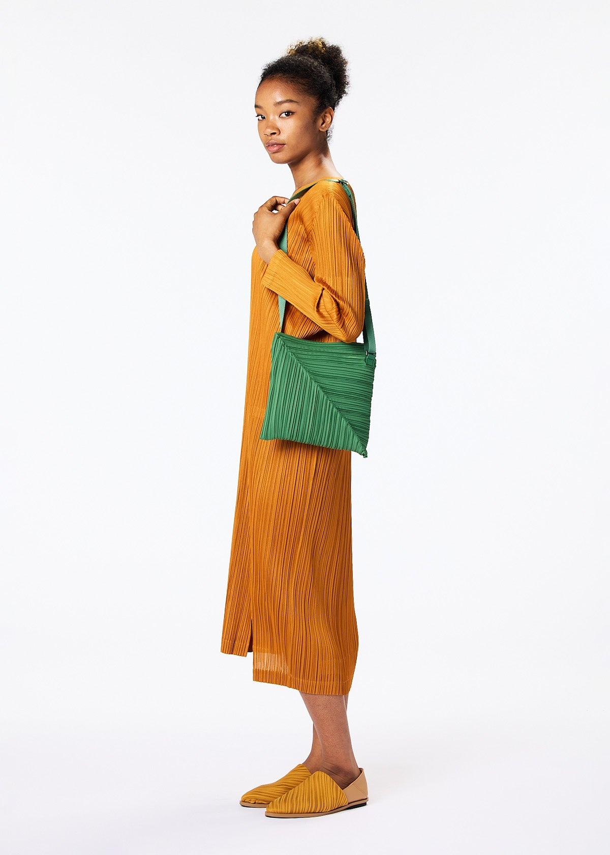 DIAGONAL PLEATS BAG - 2