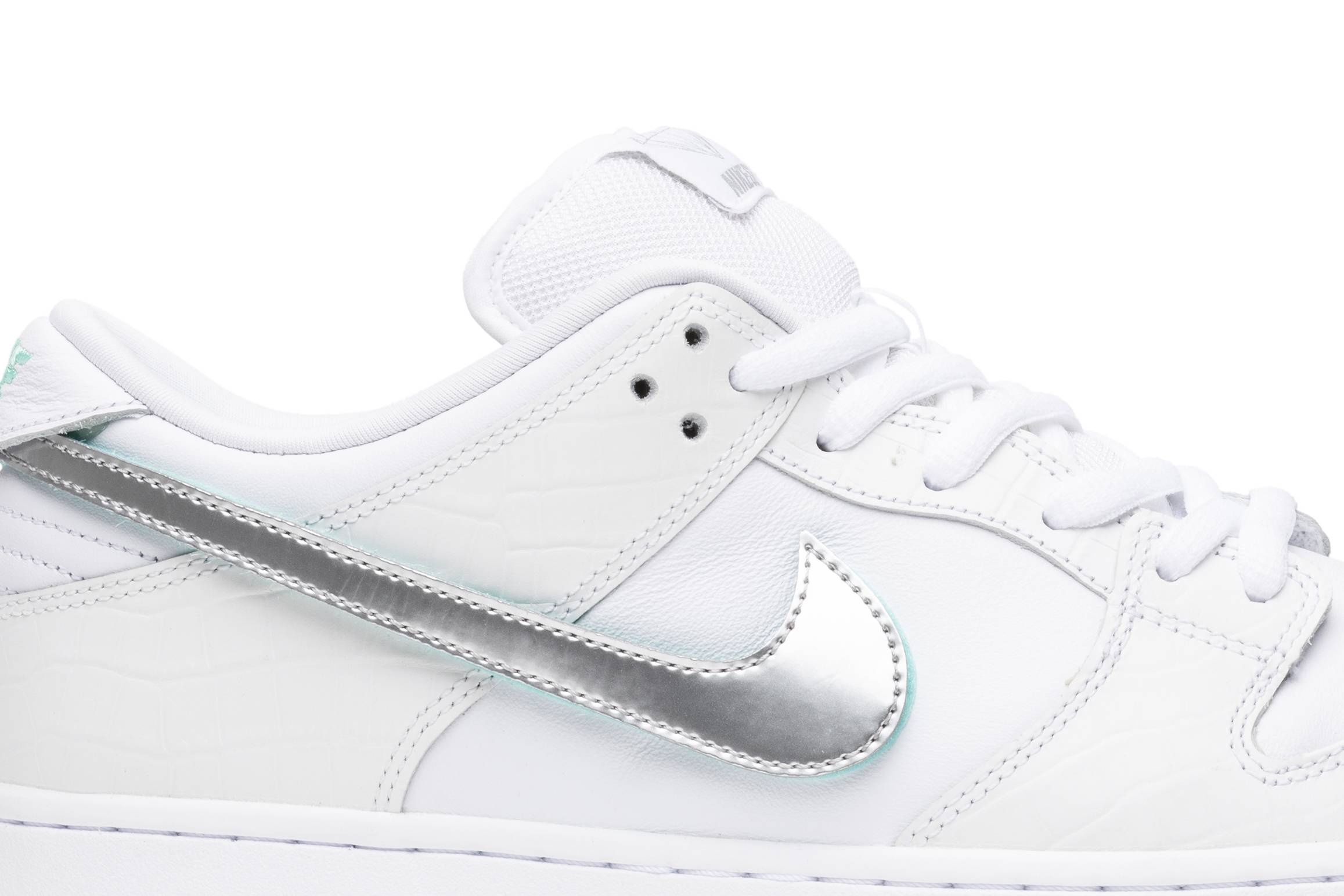 Diamond Supply Co. x Dunk Low Pro SB 'White Diamond' - 2