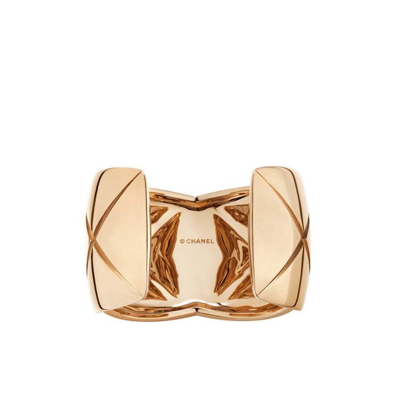 CHANEL Coco Crush cuff outlook