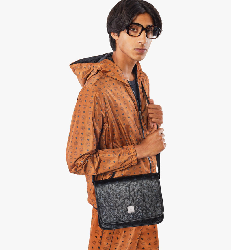MCM Klassik Messenger Bag in Visetos outlook