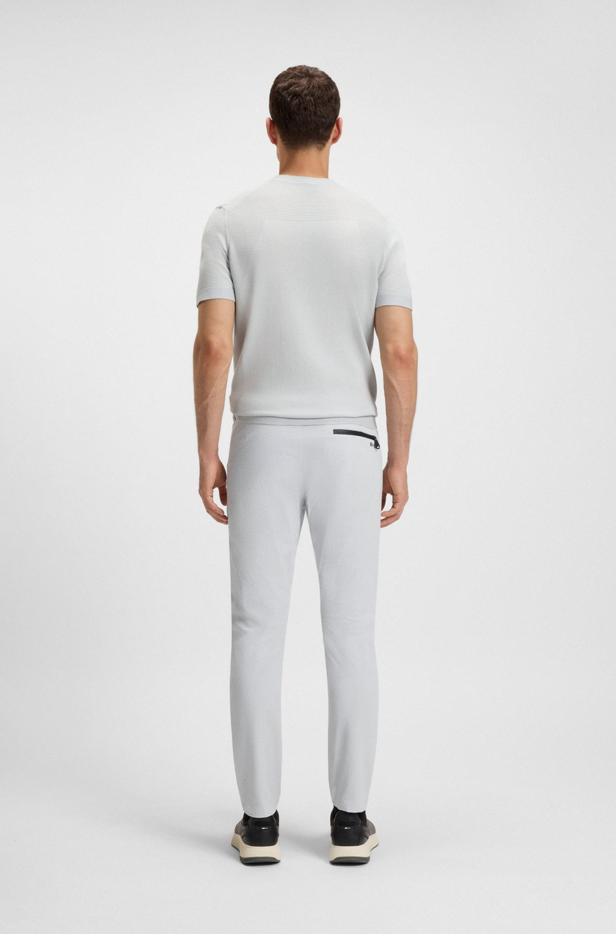 SLIM-FIT CHINOS IN STRETCH SEERSUCKER - 4