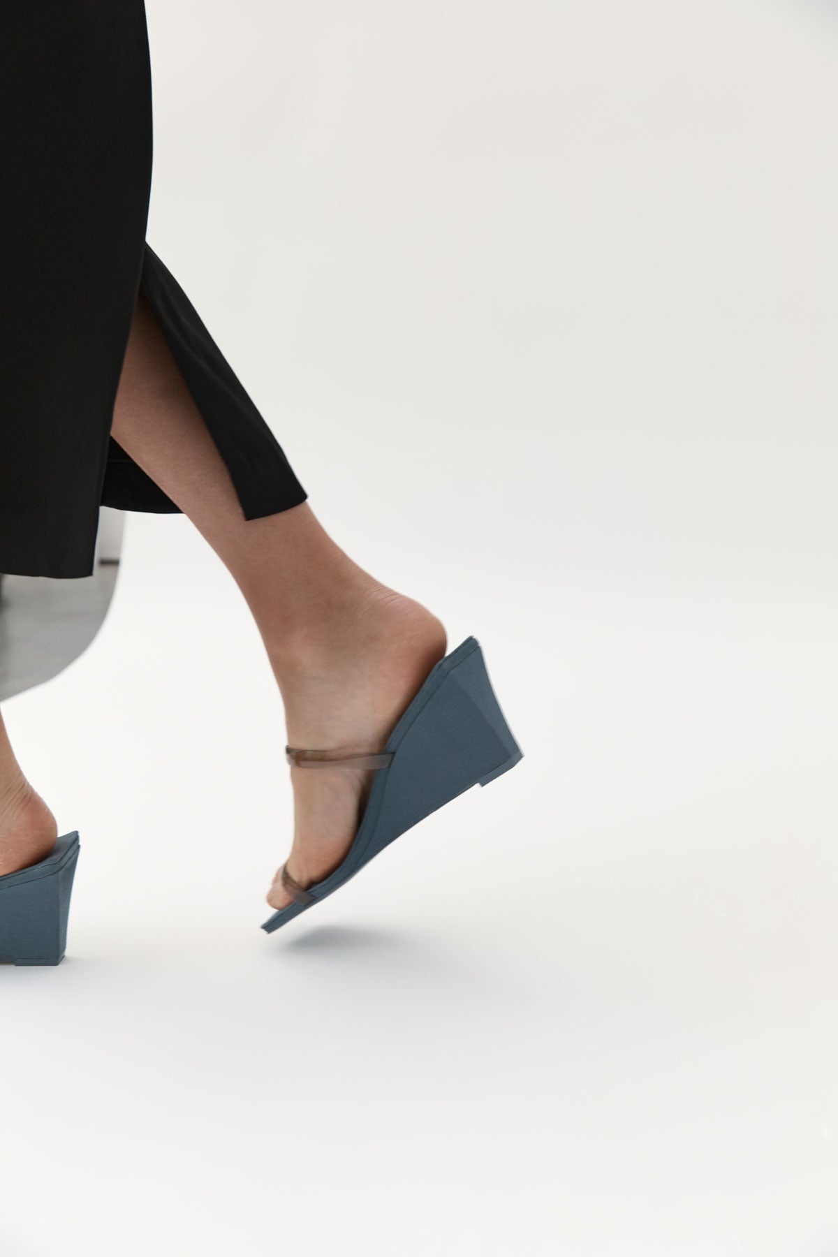 Transparent Wedge - Slate - 4