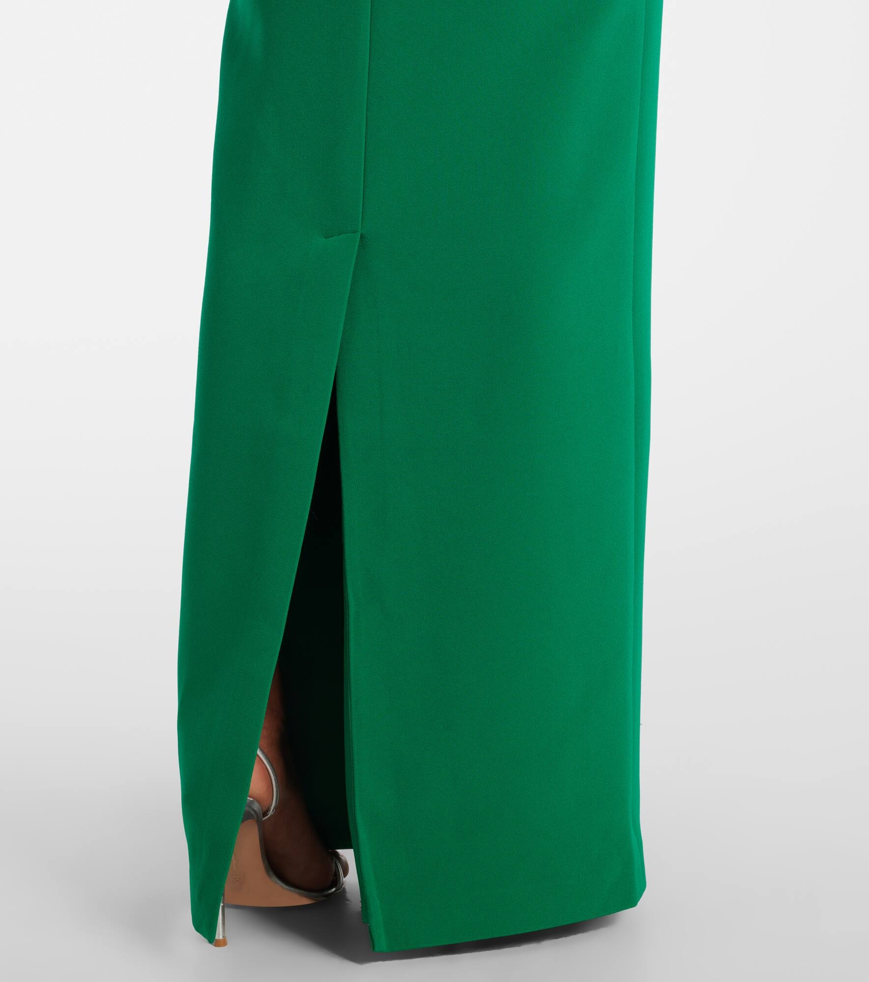 One-shoulder crêpe gown - 5