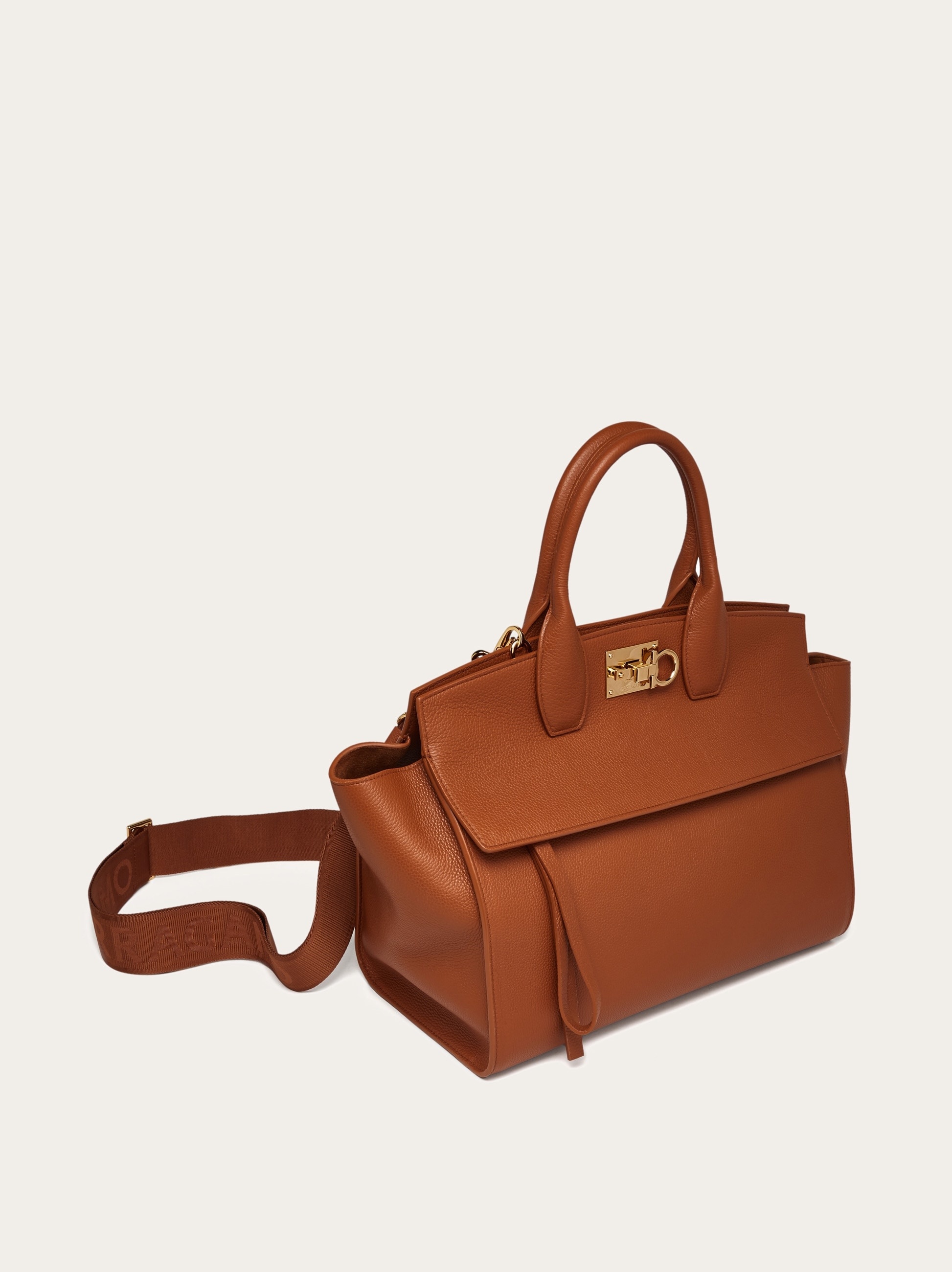 Ferragamo Studio Soft bag (L) - 7