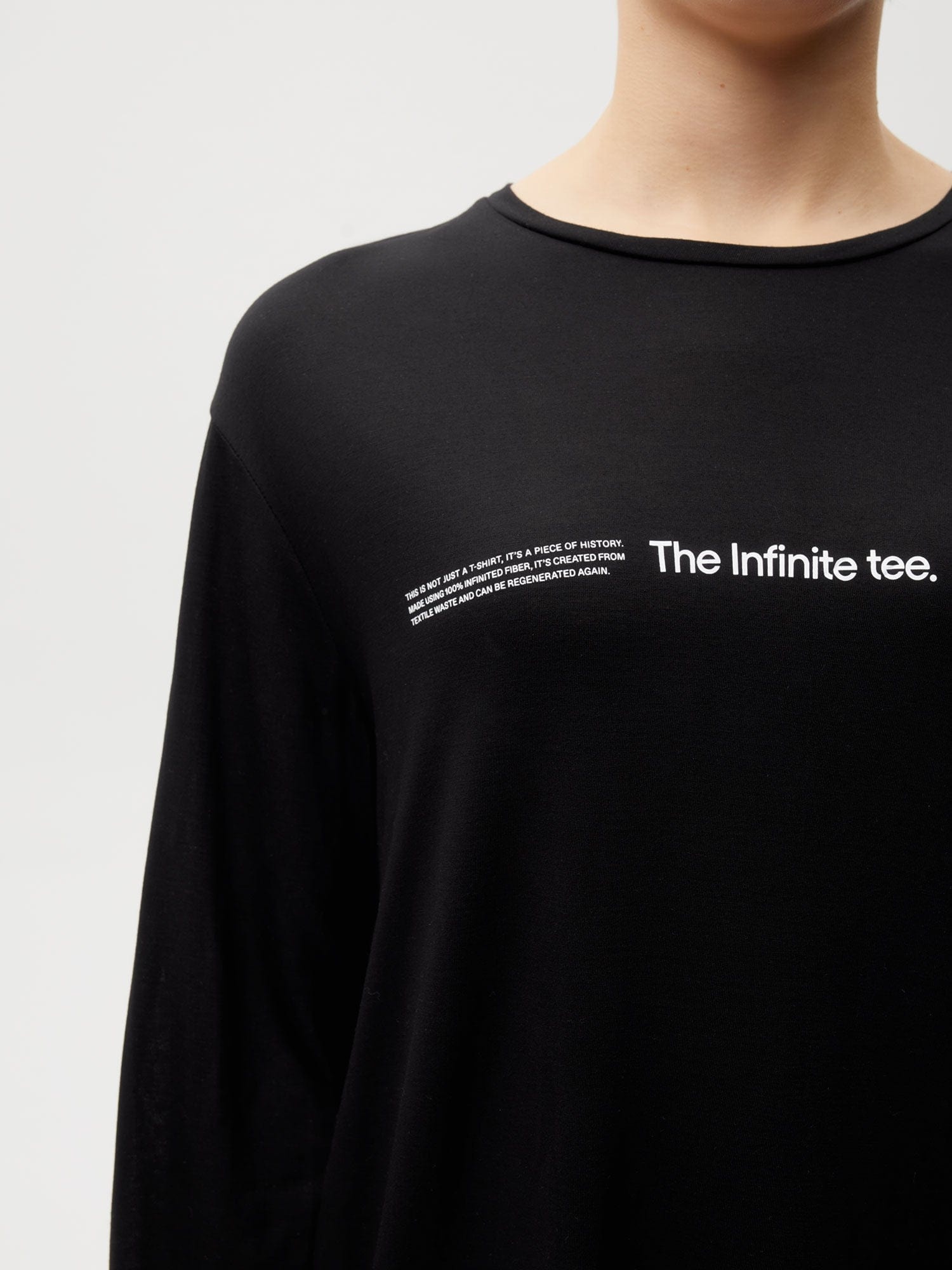 Womens PANGAIA LAB Infinited Fiber Long Sleeve T-shirt - Black - 3