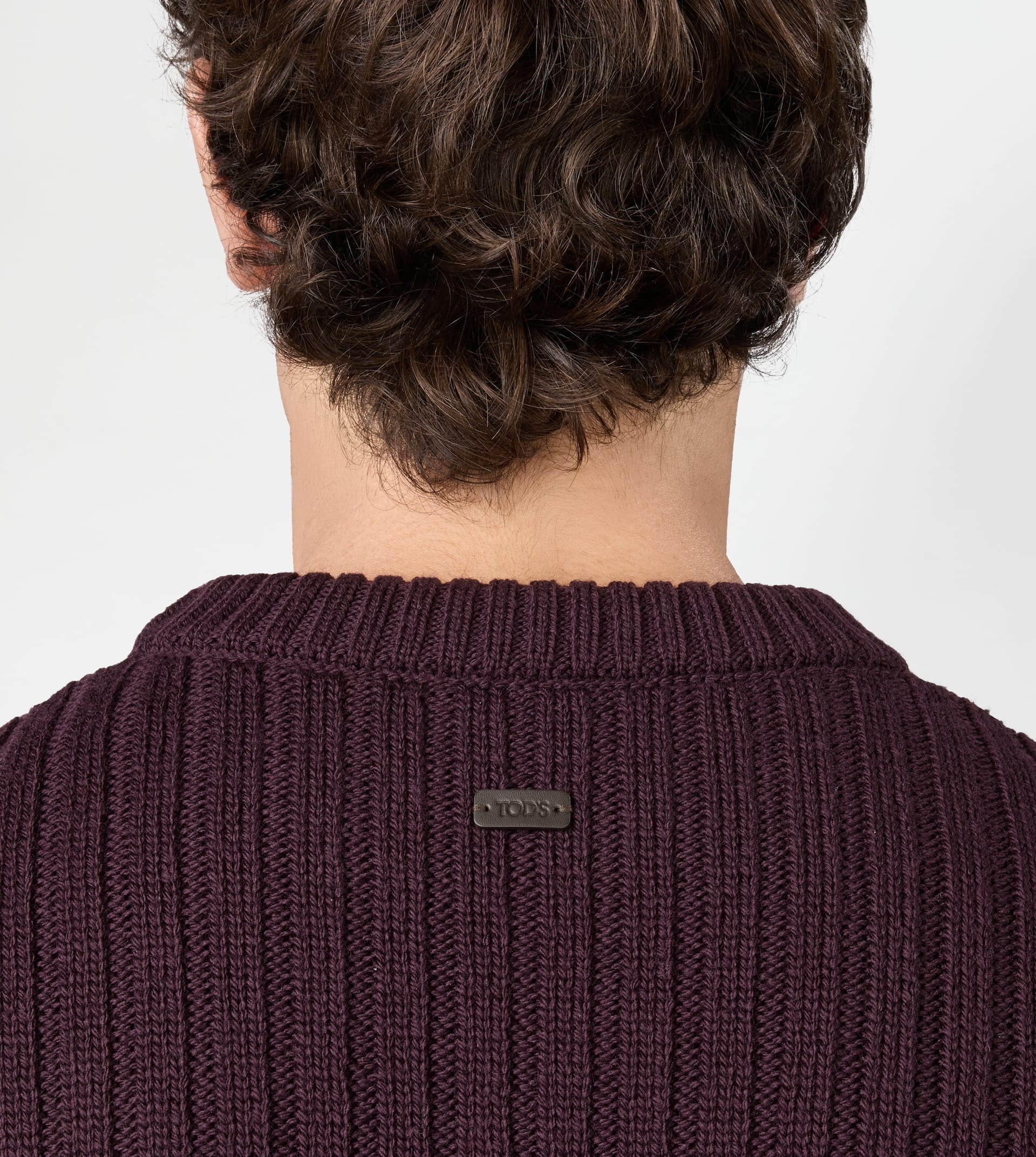 ROUND-NECK PULLOVER IN MERINO WOOL - BURGUNDY - 6