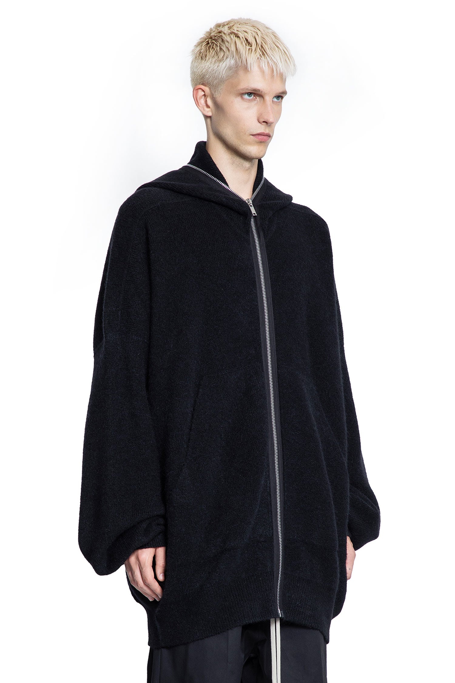 Concordians-Gimp-Hoodie-Pversize-In-Alpaca-Knit - 2