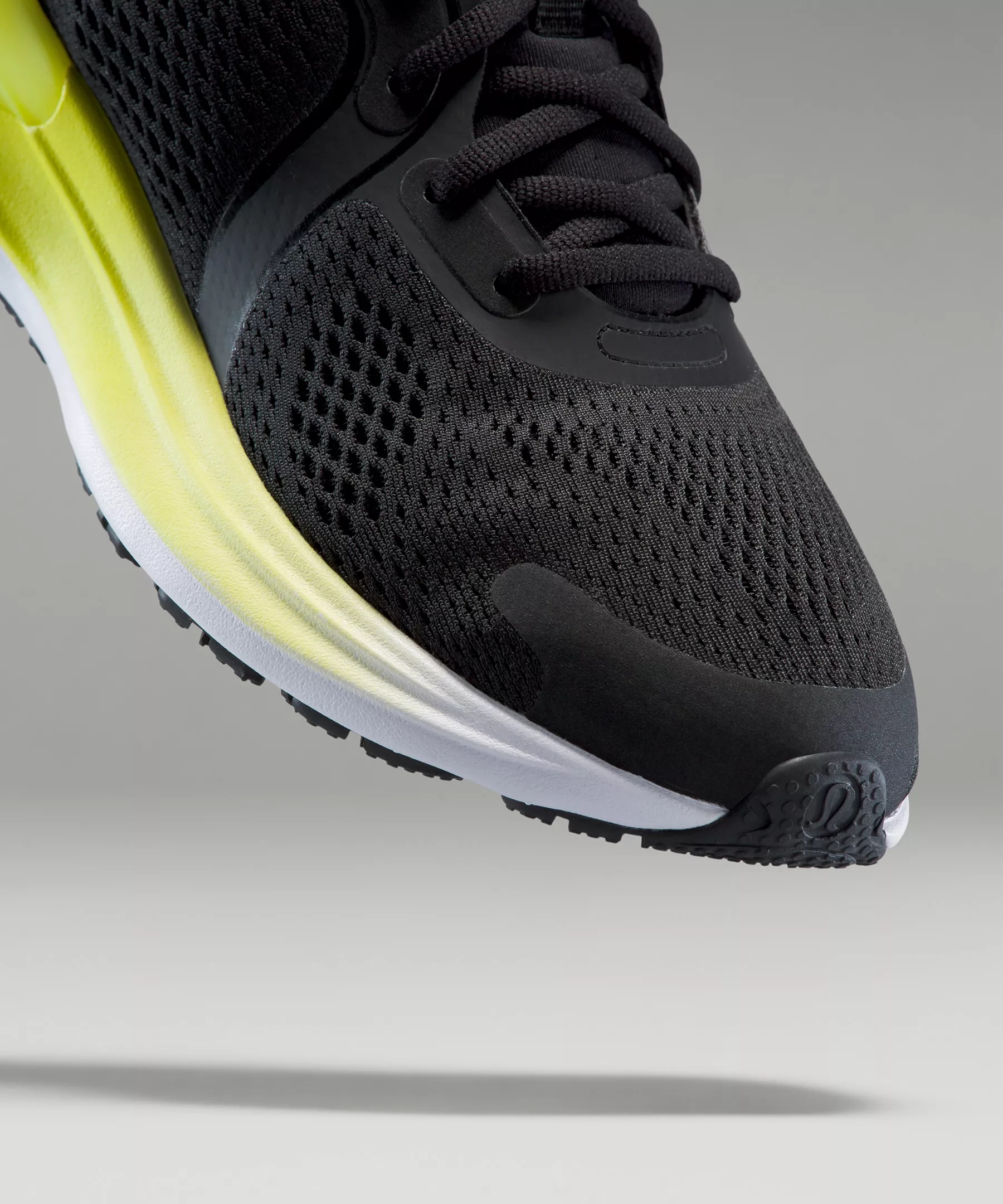 Women's Blissfeel Running Shoe - 8