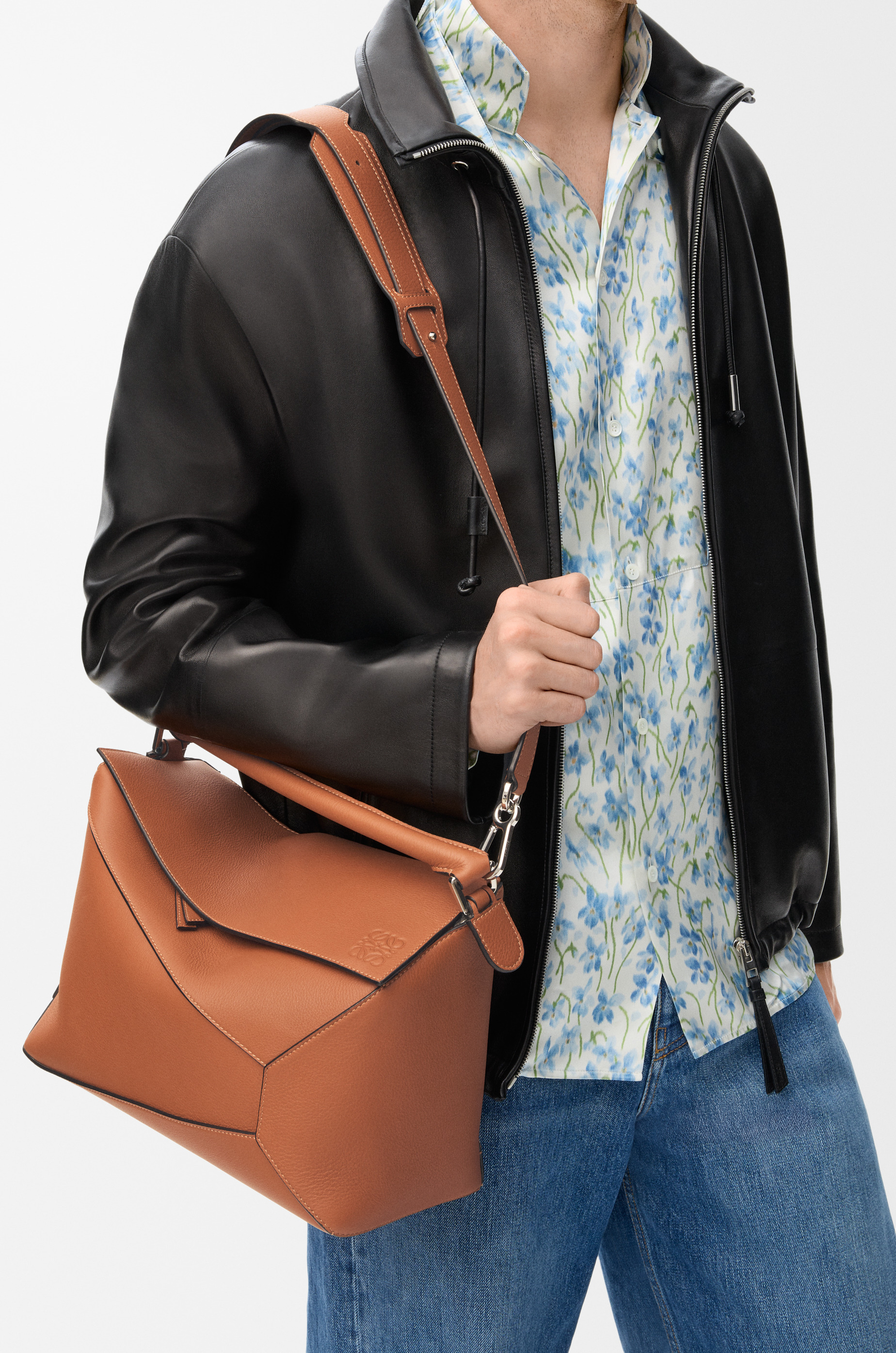 Large Puzzle Edge bag in classic calfskin - 4