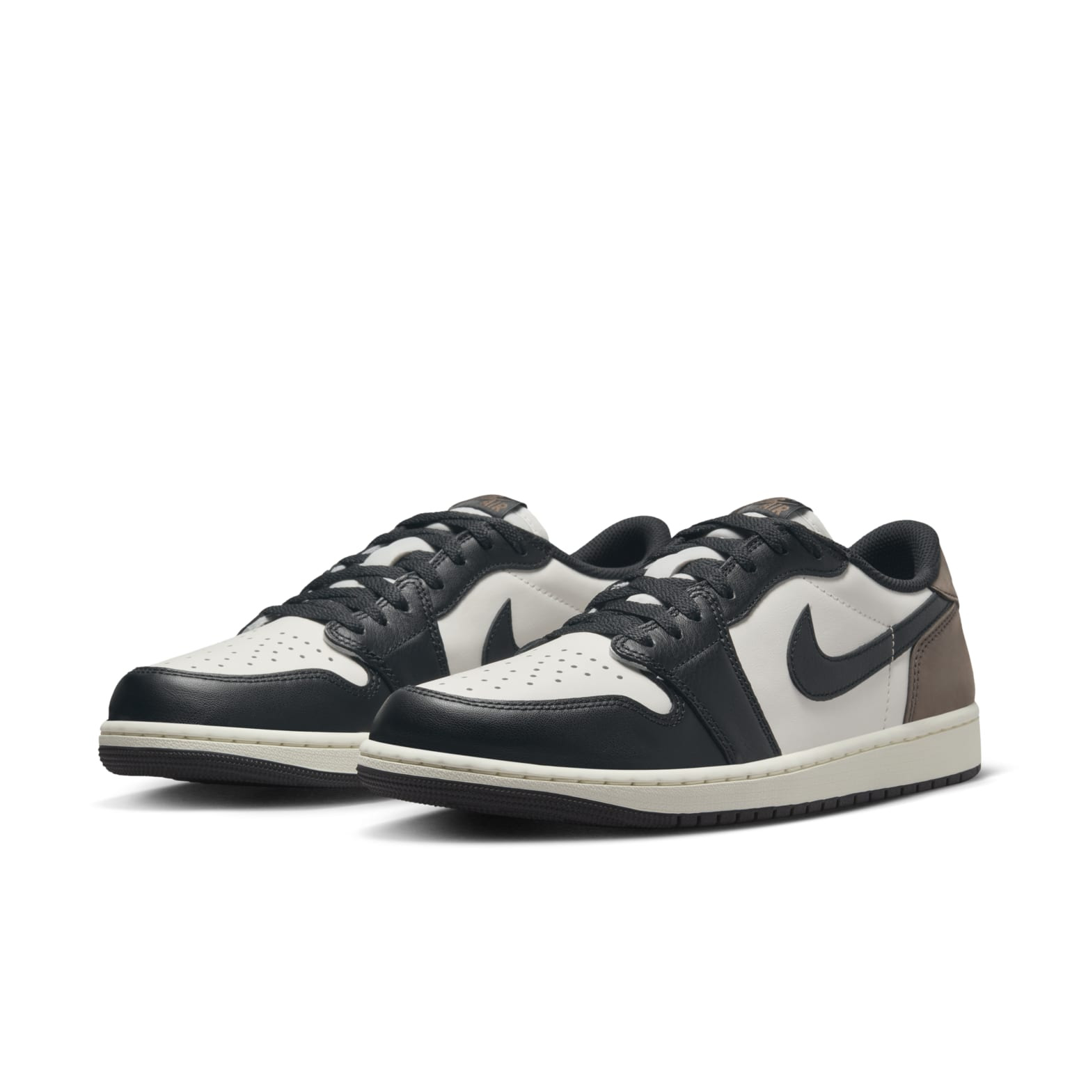 Air Jordan 1 Low OG 'Mocha' CZ0790-102 - 5