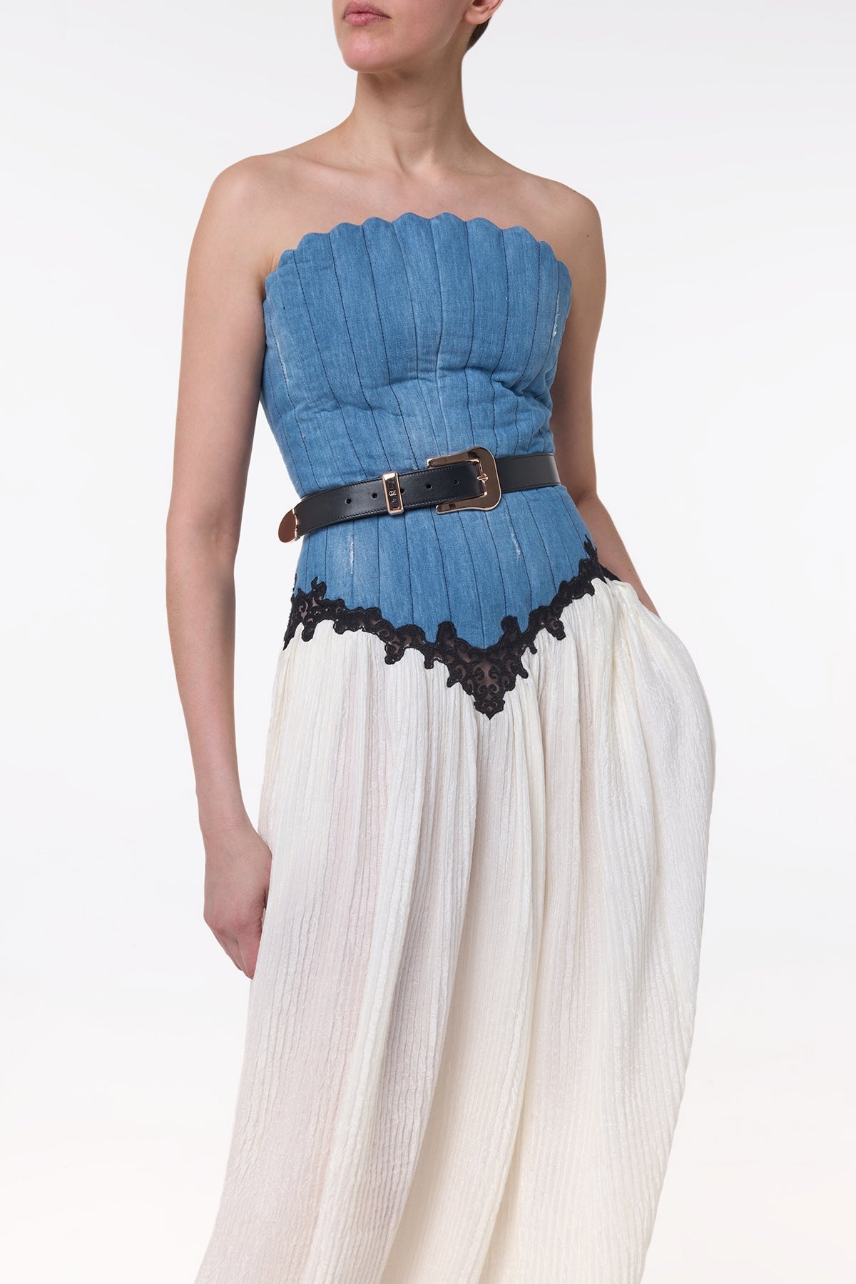 Maireed Belt in Black Leather - 3
