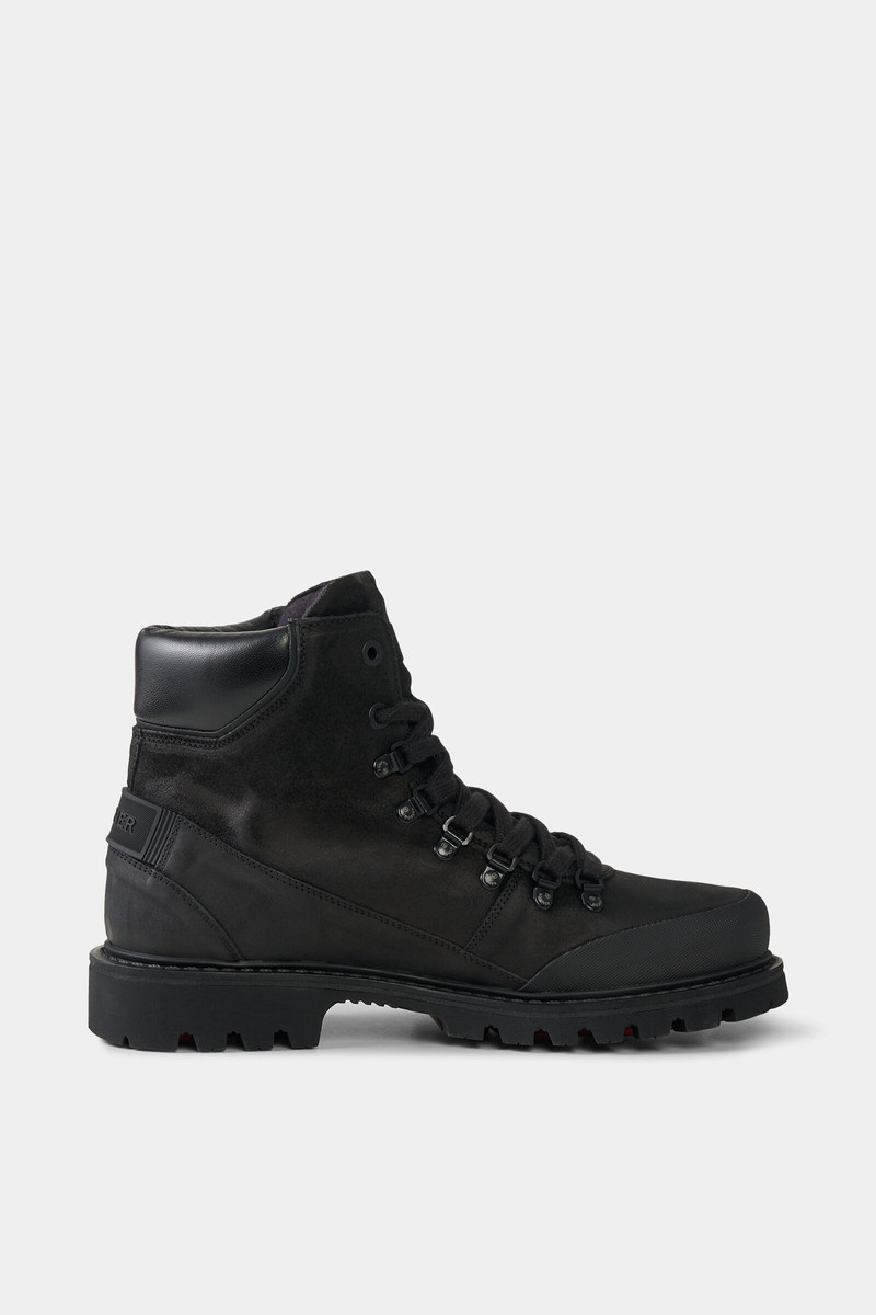 BOGNER Mid Boots Helsinki with spikes in Black outlook