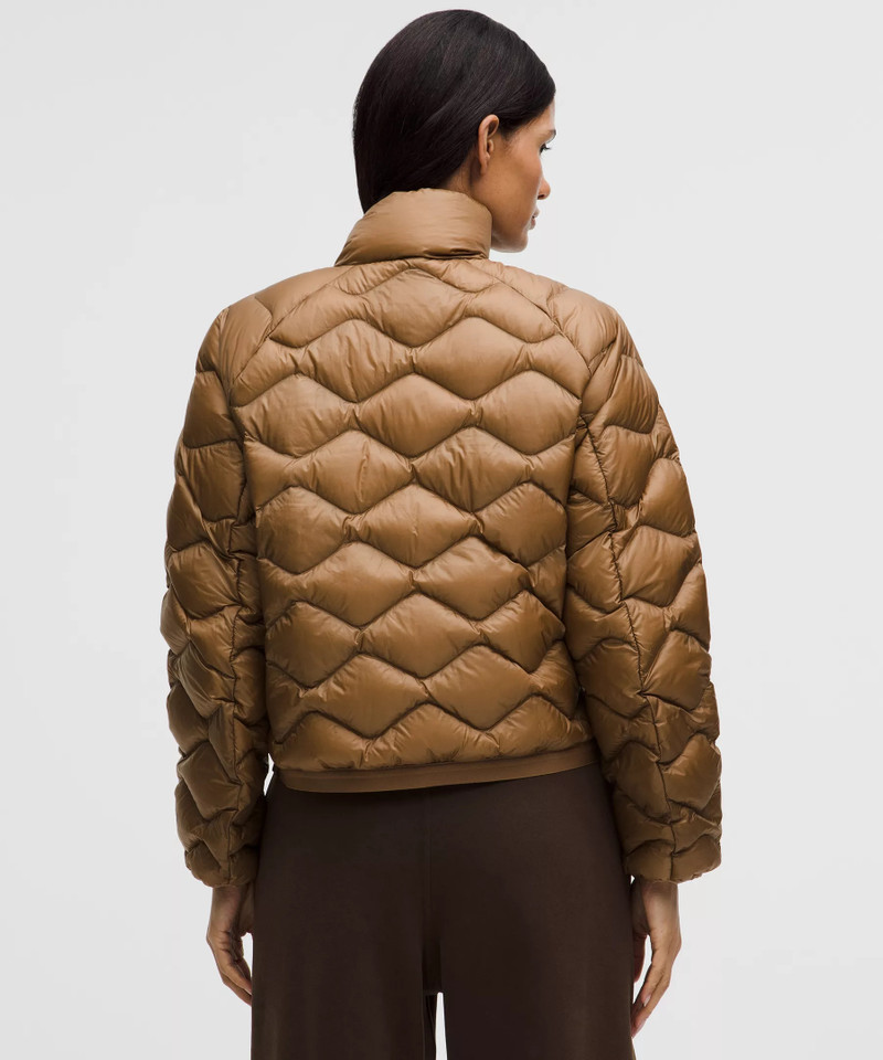 Featherweight 900-Down-Fill Quilted Jacket 3