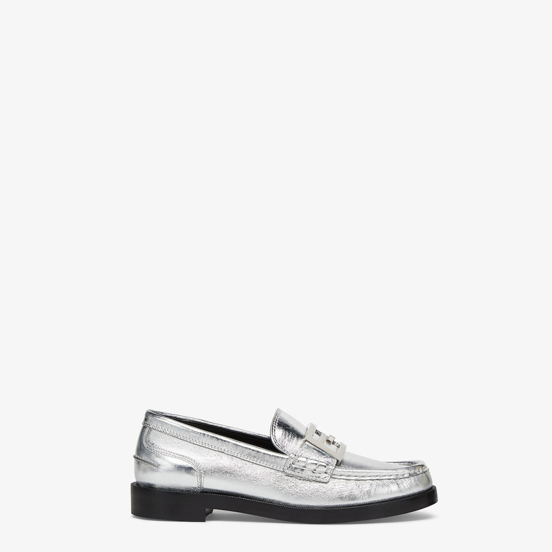 Baguette loafers 1