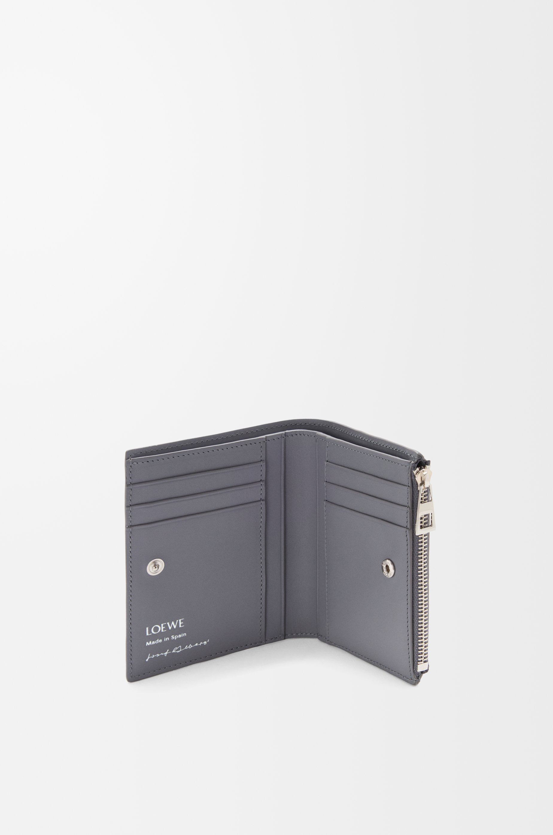 Slim compact wallet in nappa calfskin - 3