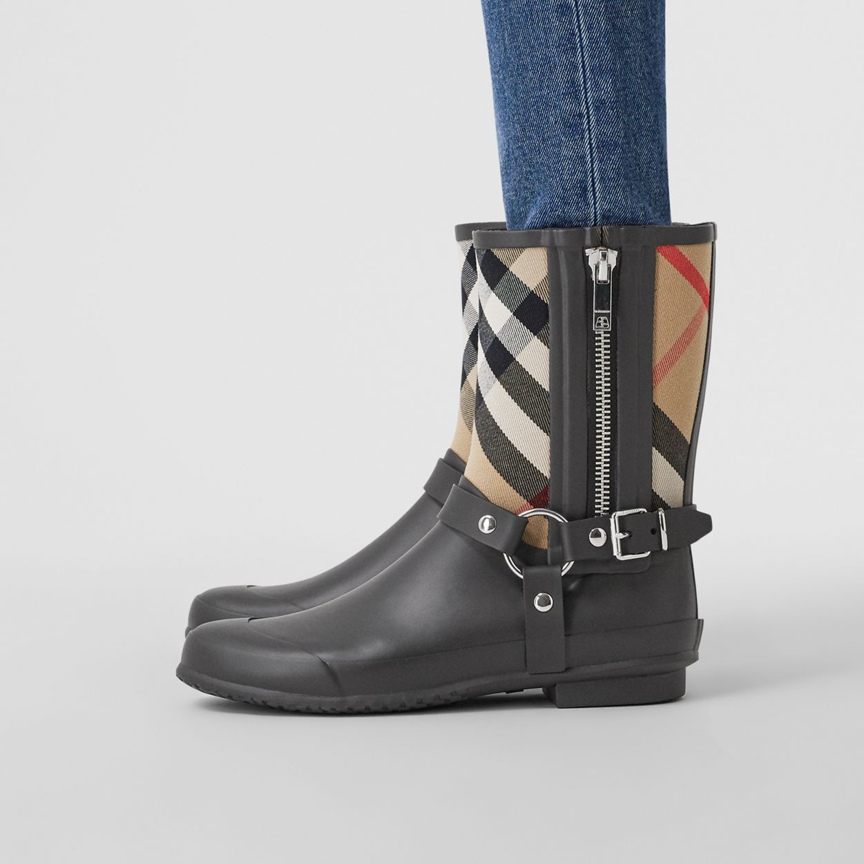 Strap Detail House Check Rubber Rain Boots - 3
