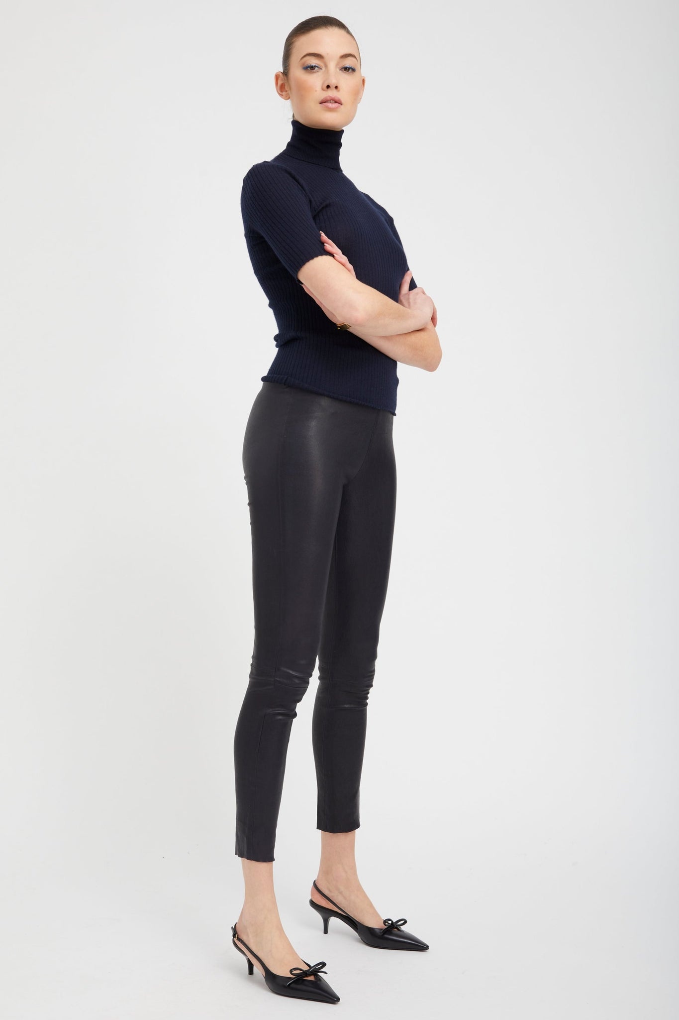 NAVY CASHMERE TURTLENECK - 3
