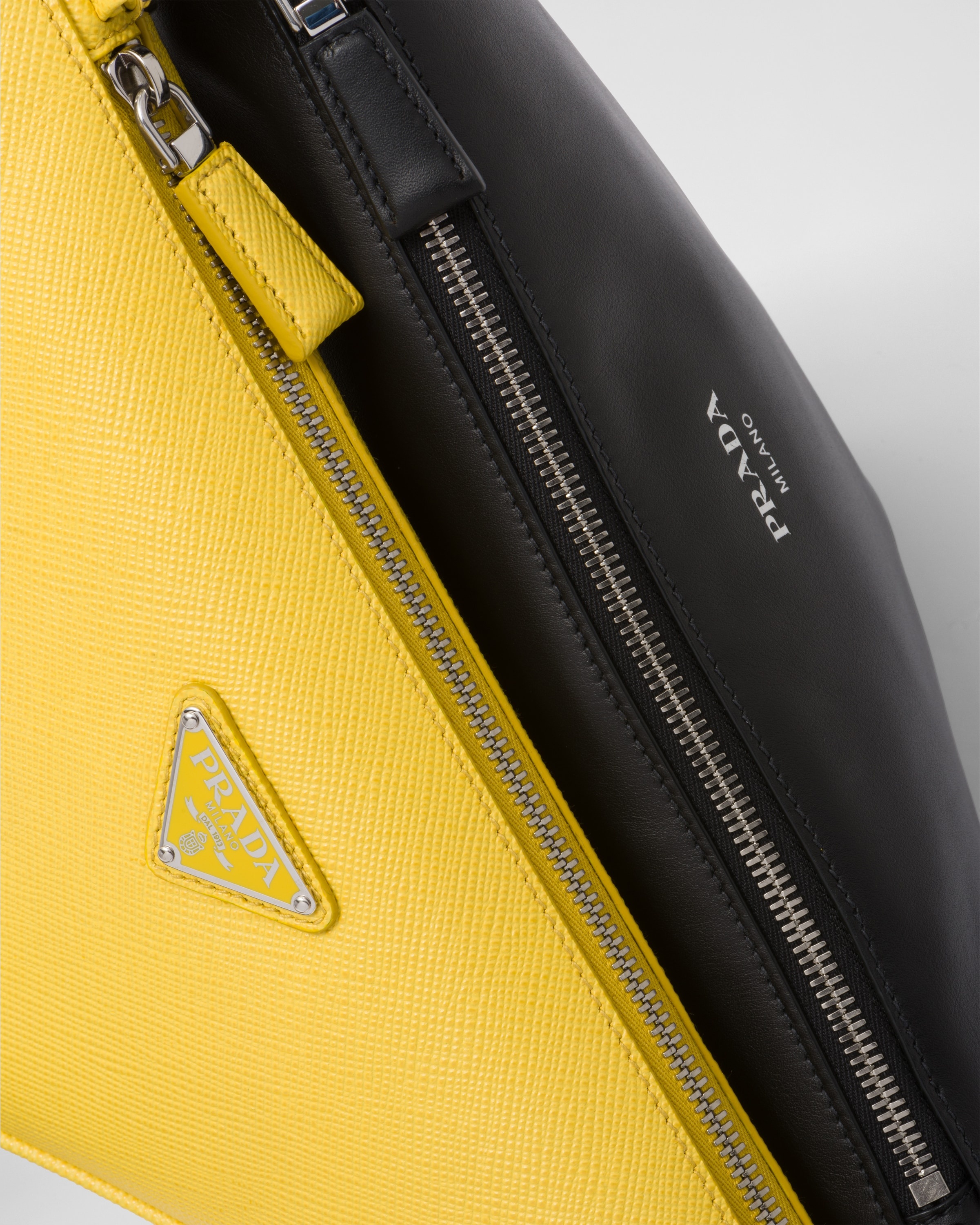 Saffiano leather and leather shoulder bag - 6